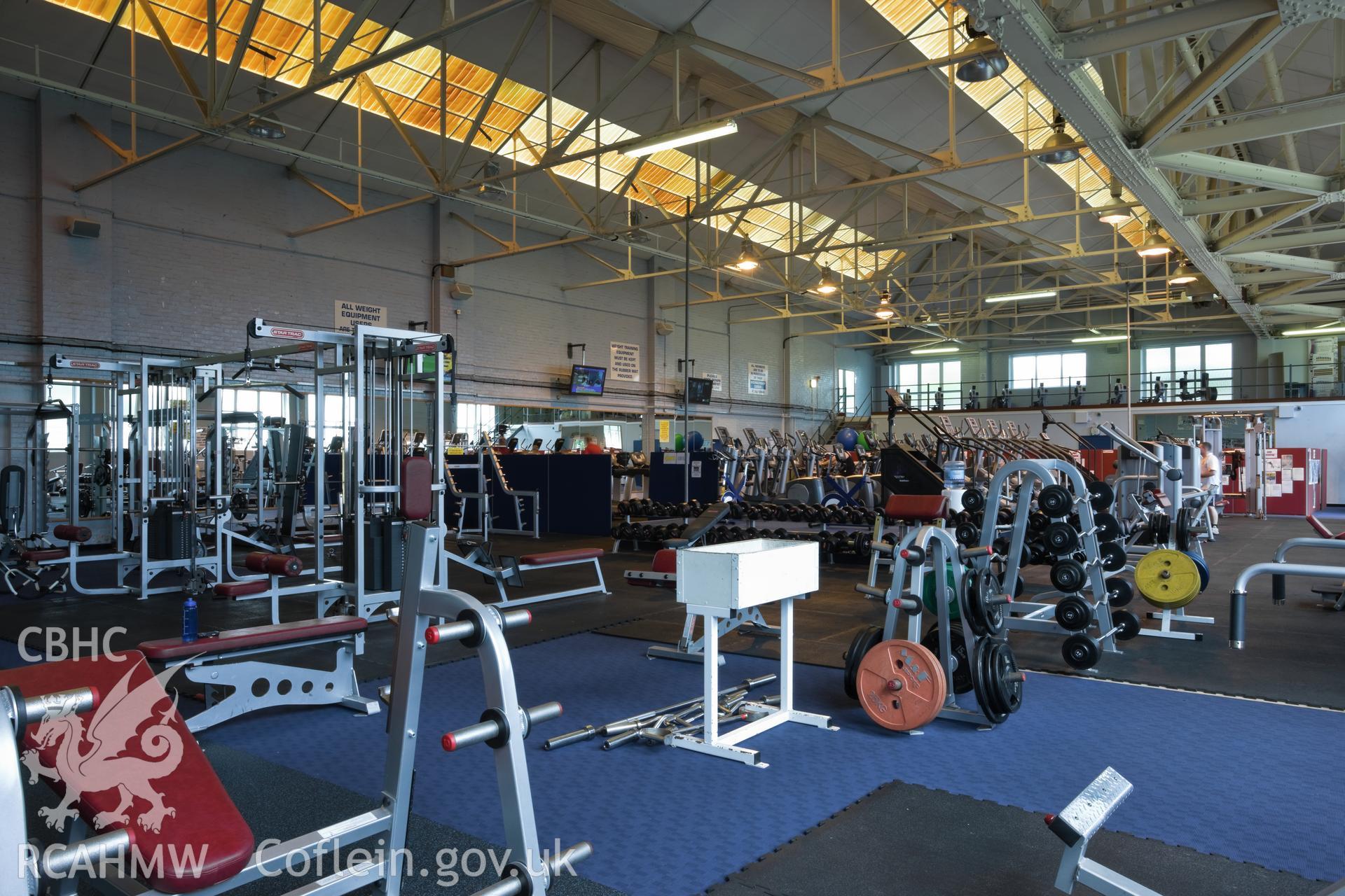 (354)Gymnasium, fitness suite.