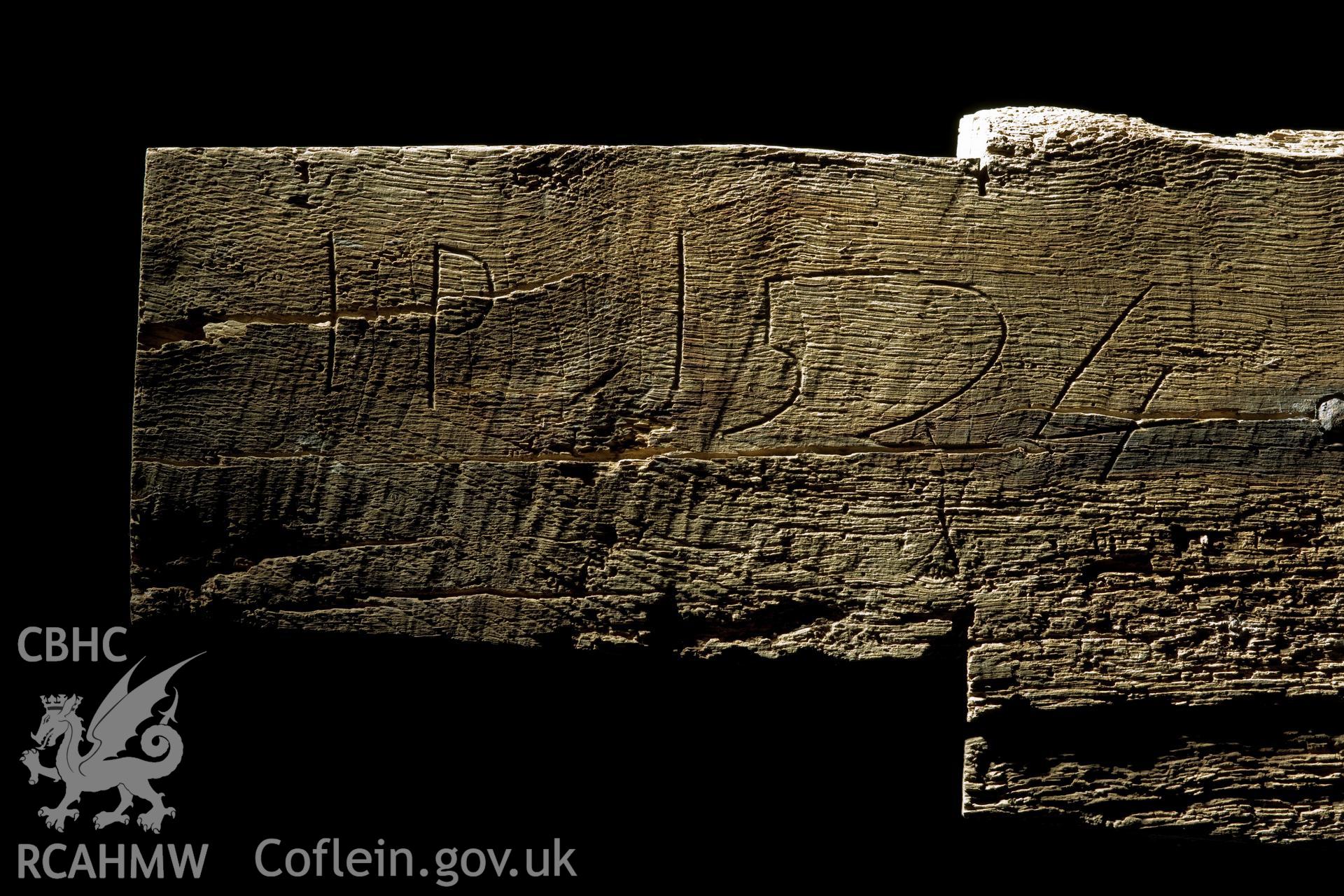 Date inscribed beam, I P 1524.