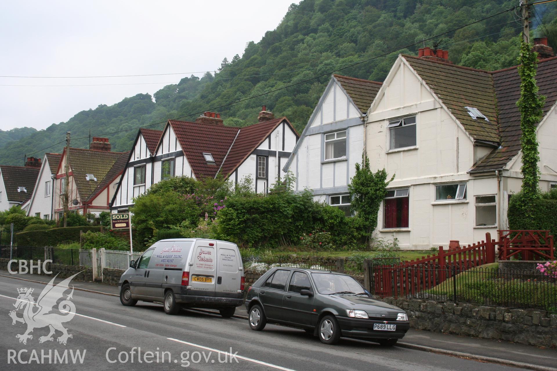 Houses in Gwydyr Road, looking south west, showing concrete framing visible on (from right to left) nos.15/16,17/18,19/&c.