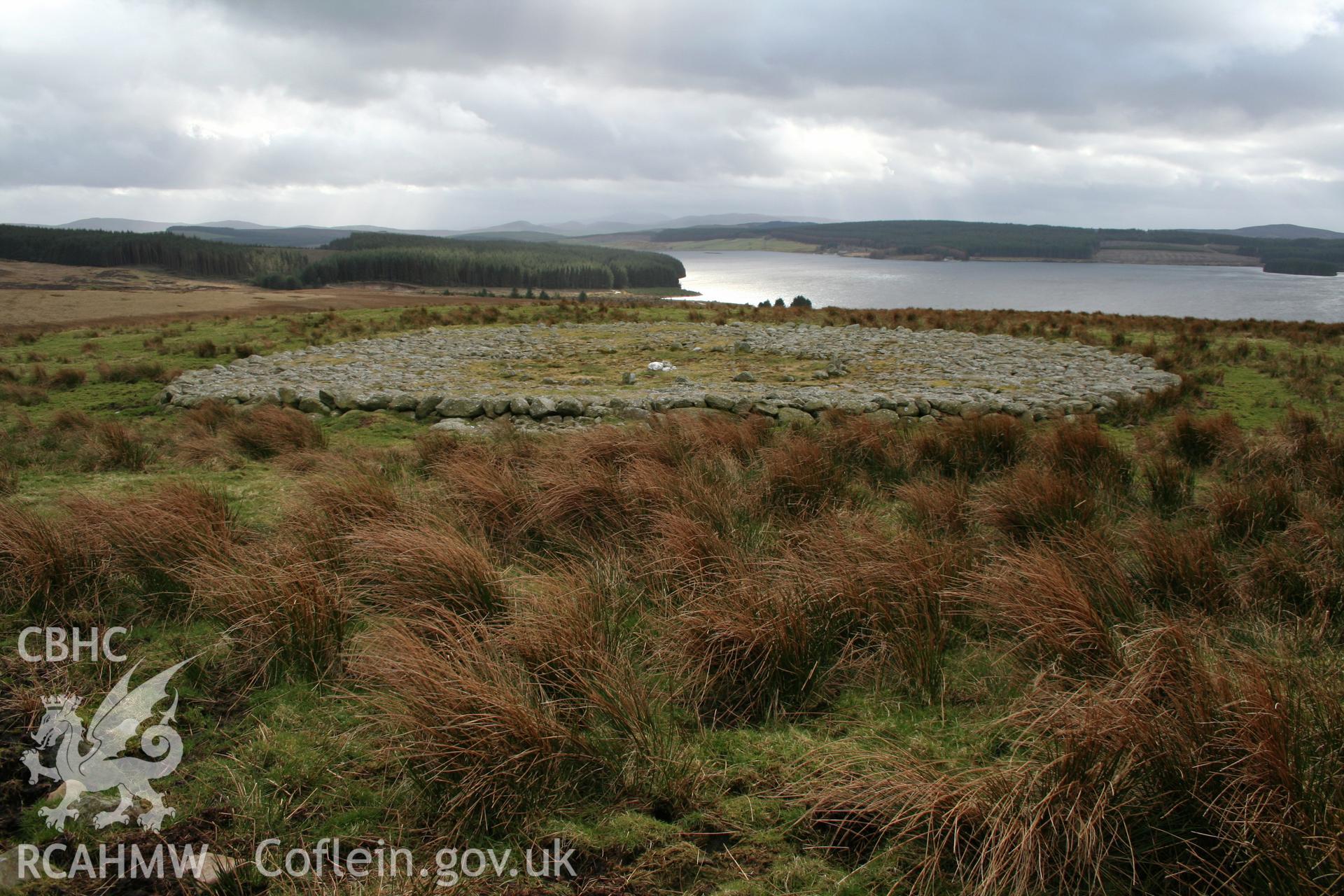 Platform Cairn, looking south over Llyn Brenig.