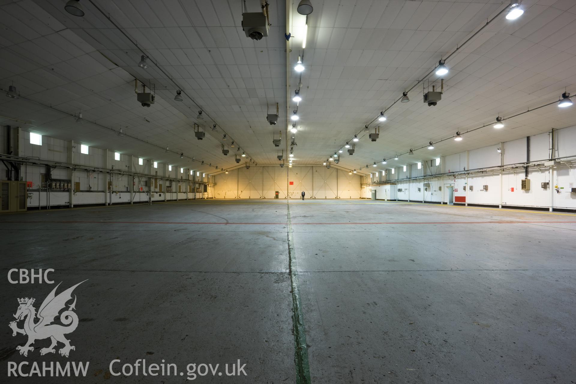 (868) B2 hanger, interior, with figure. Picketston.