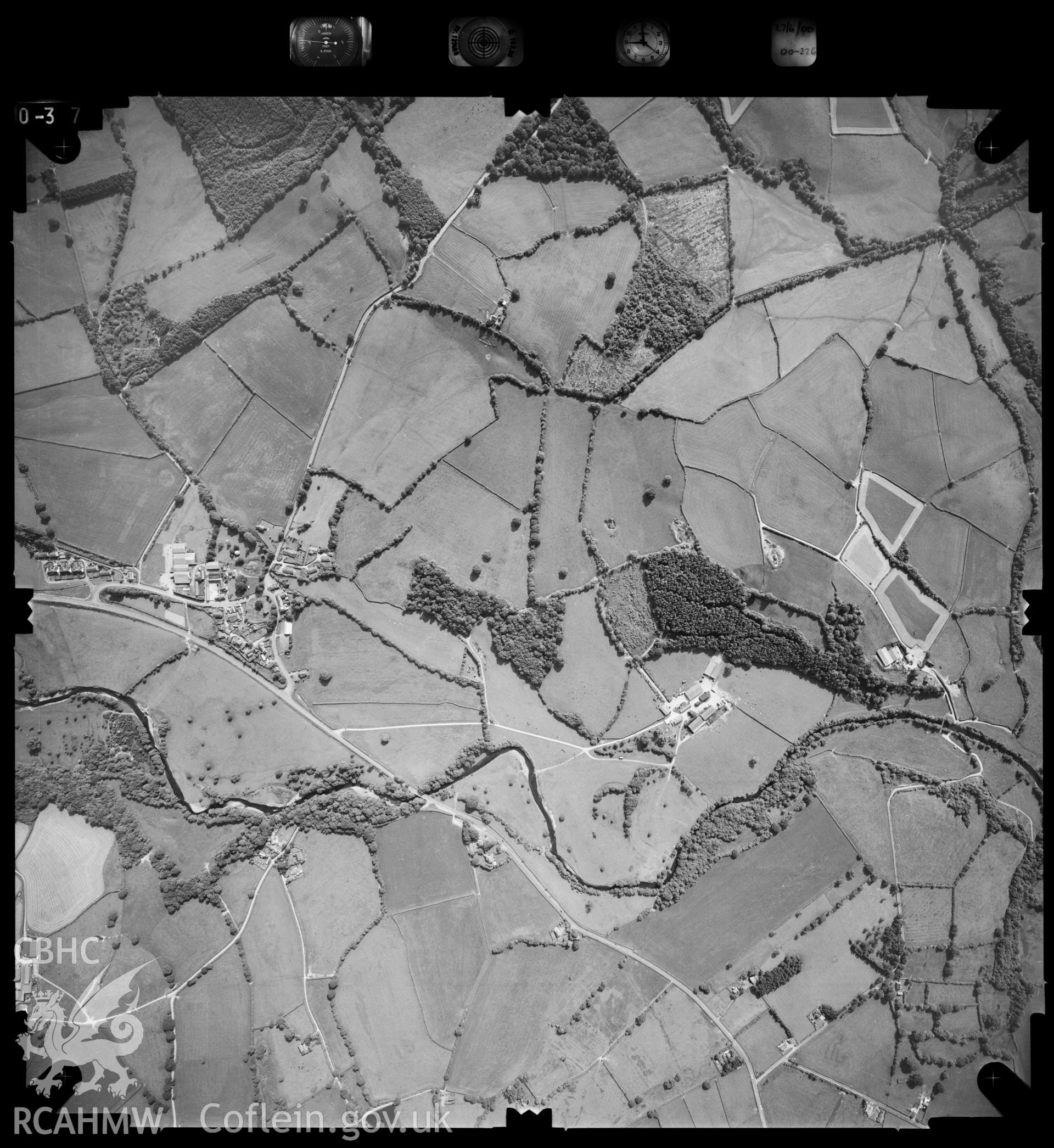 Digitized copy of an aerial photograph showing Llanddewi Ysrtadenny area, taken by Ordnance Survey, 2000.