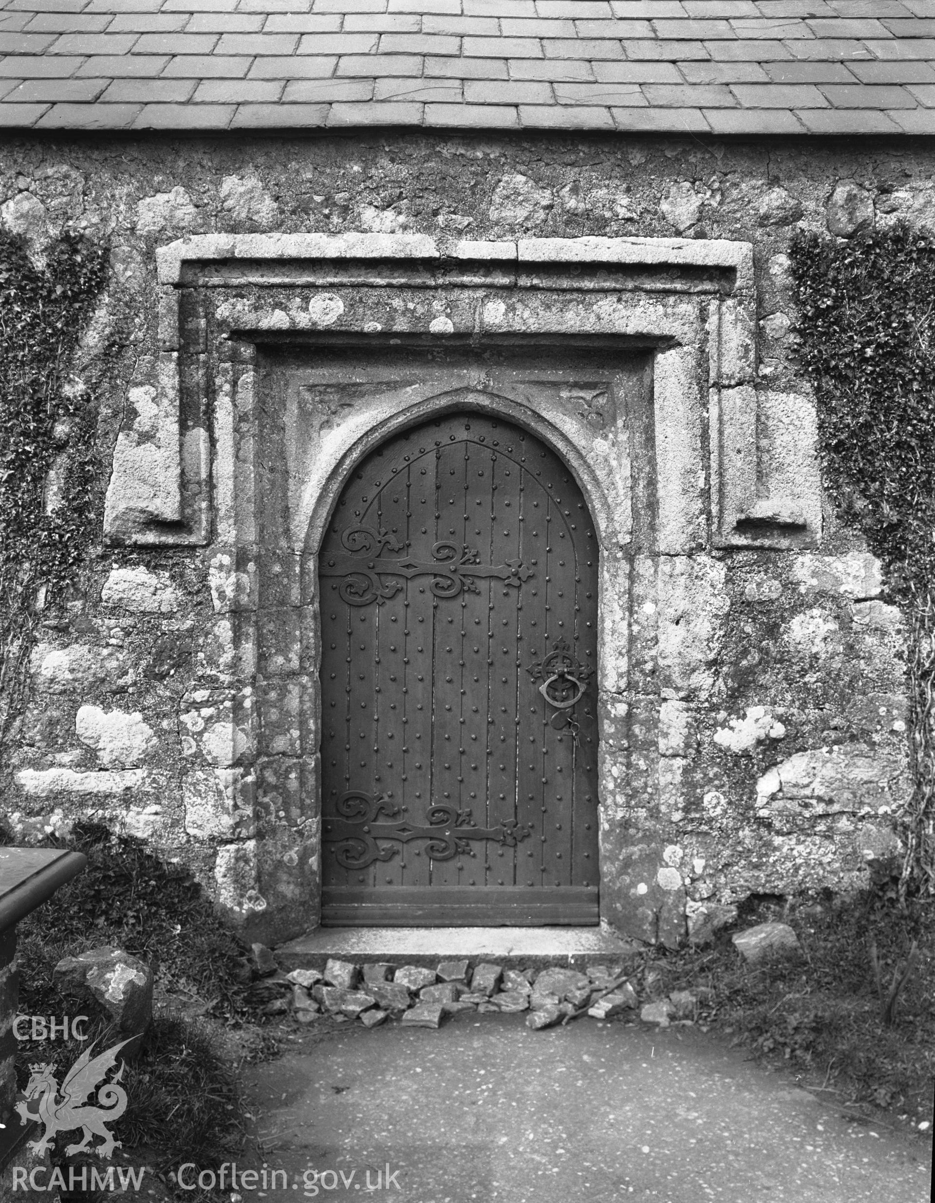 C15 south doorway