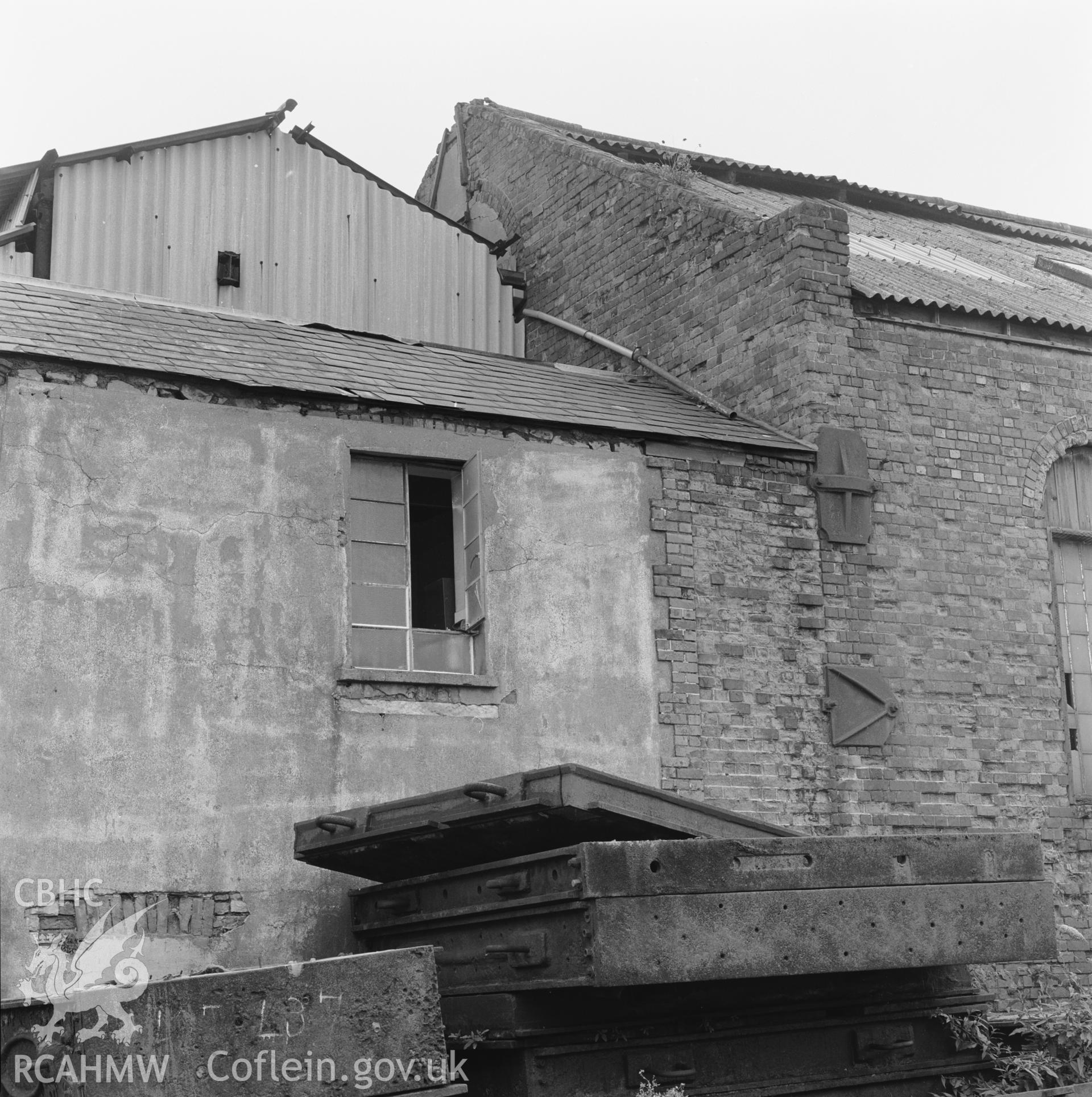 N gable of casting house