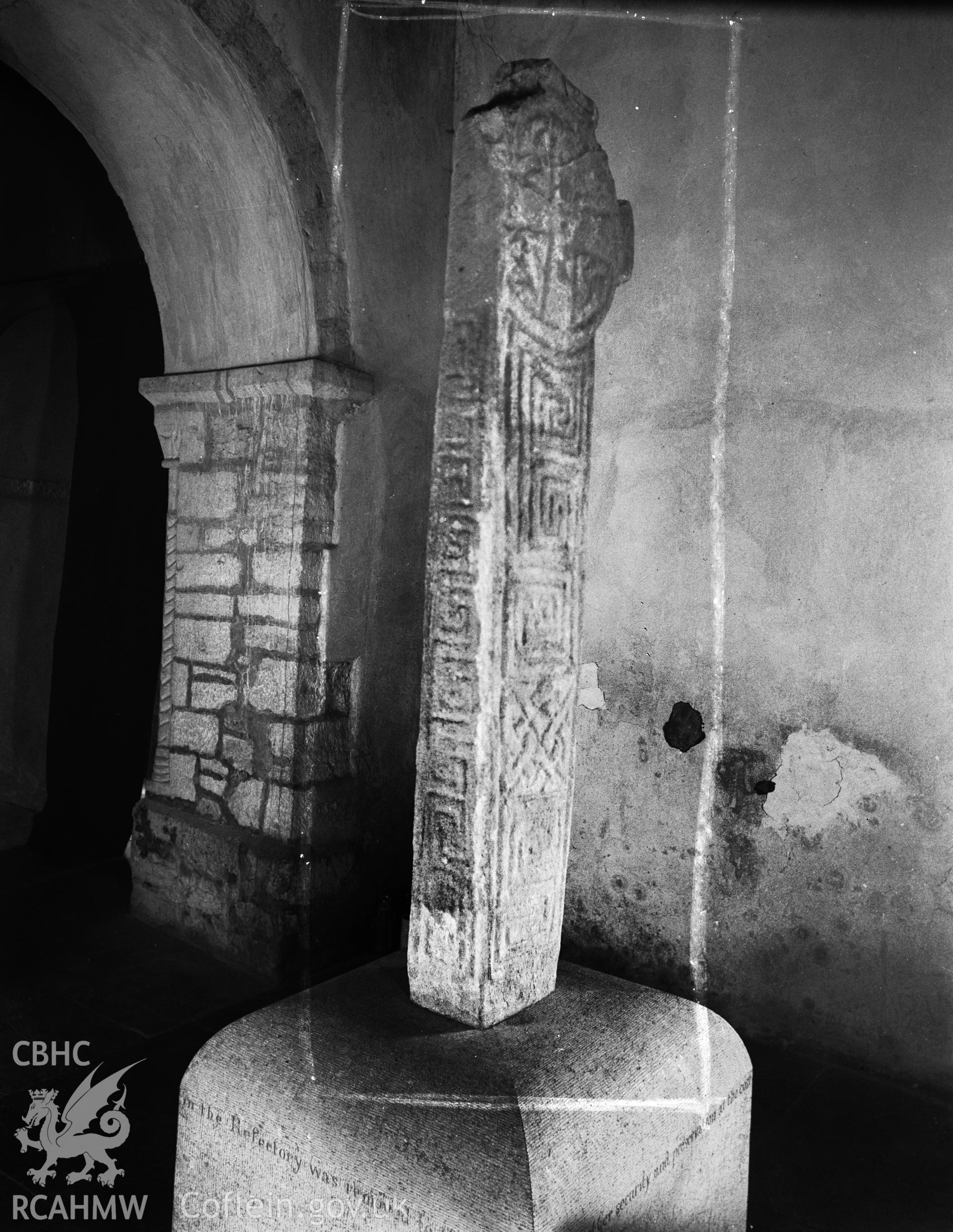 Digitised copy of a black and white negative produced by RCAHMW before 1960