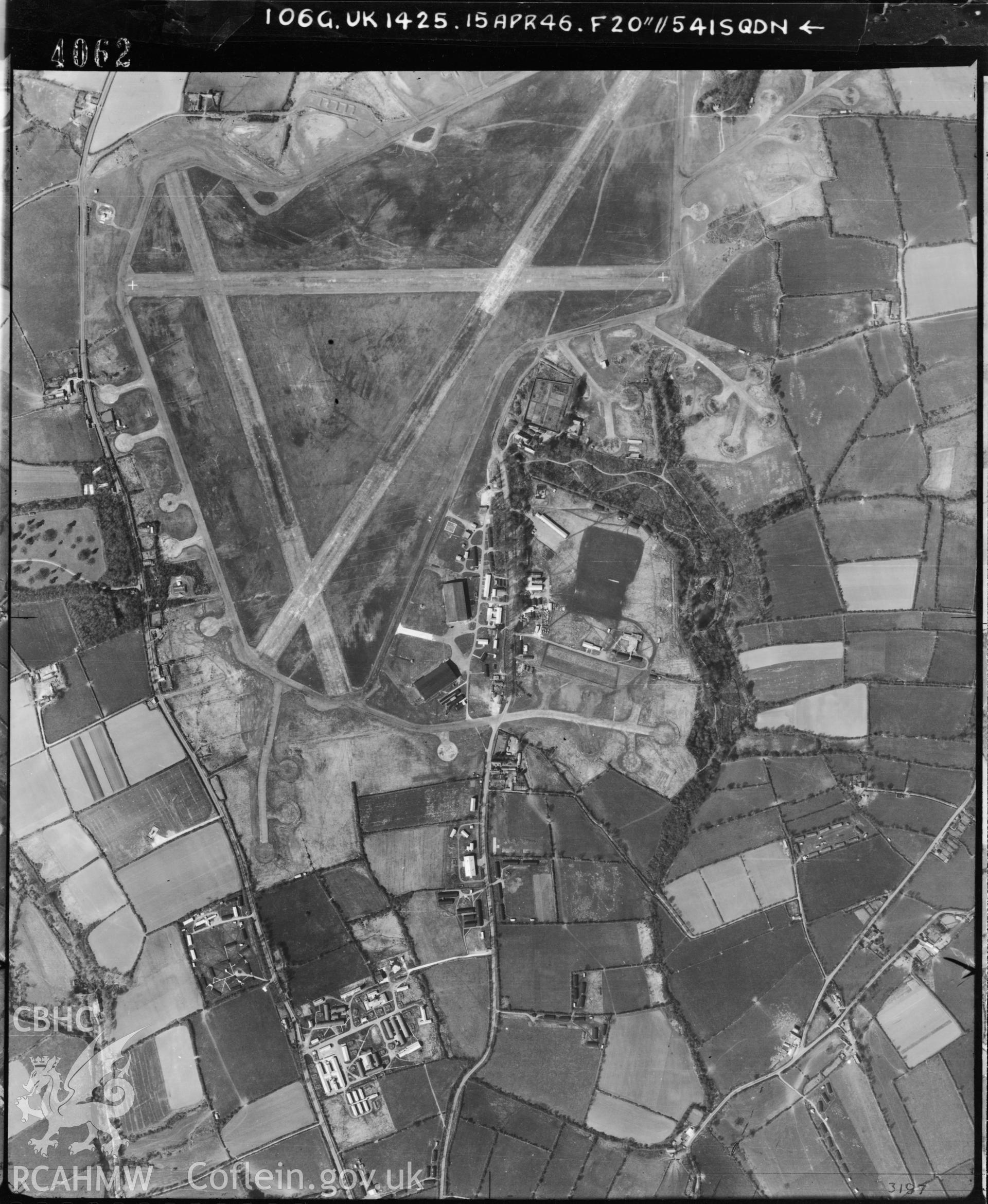 Black and white vertical aerial photograph taken by the RAF on 15/04/1946 centred on SM95331865 at a scale of 1:10000. The photograph includes part of Rudbaxton community in Pembrokeshire.