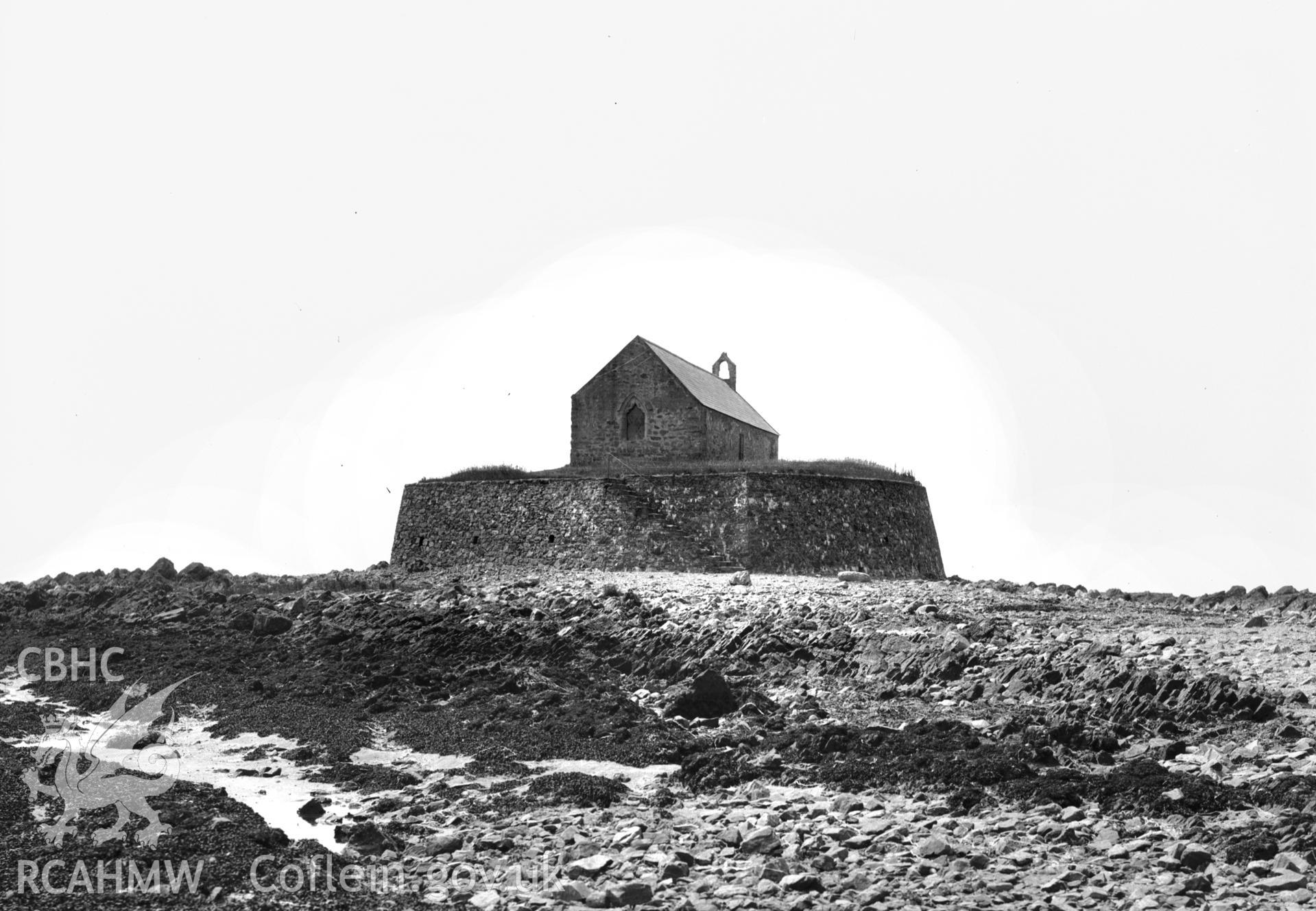 General view from the sea