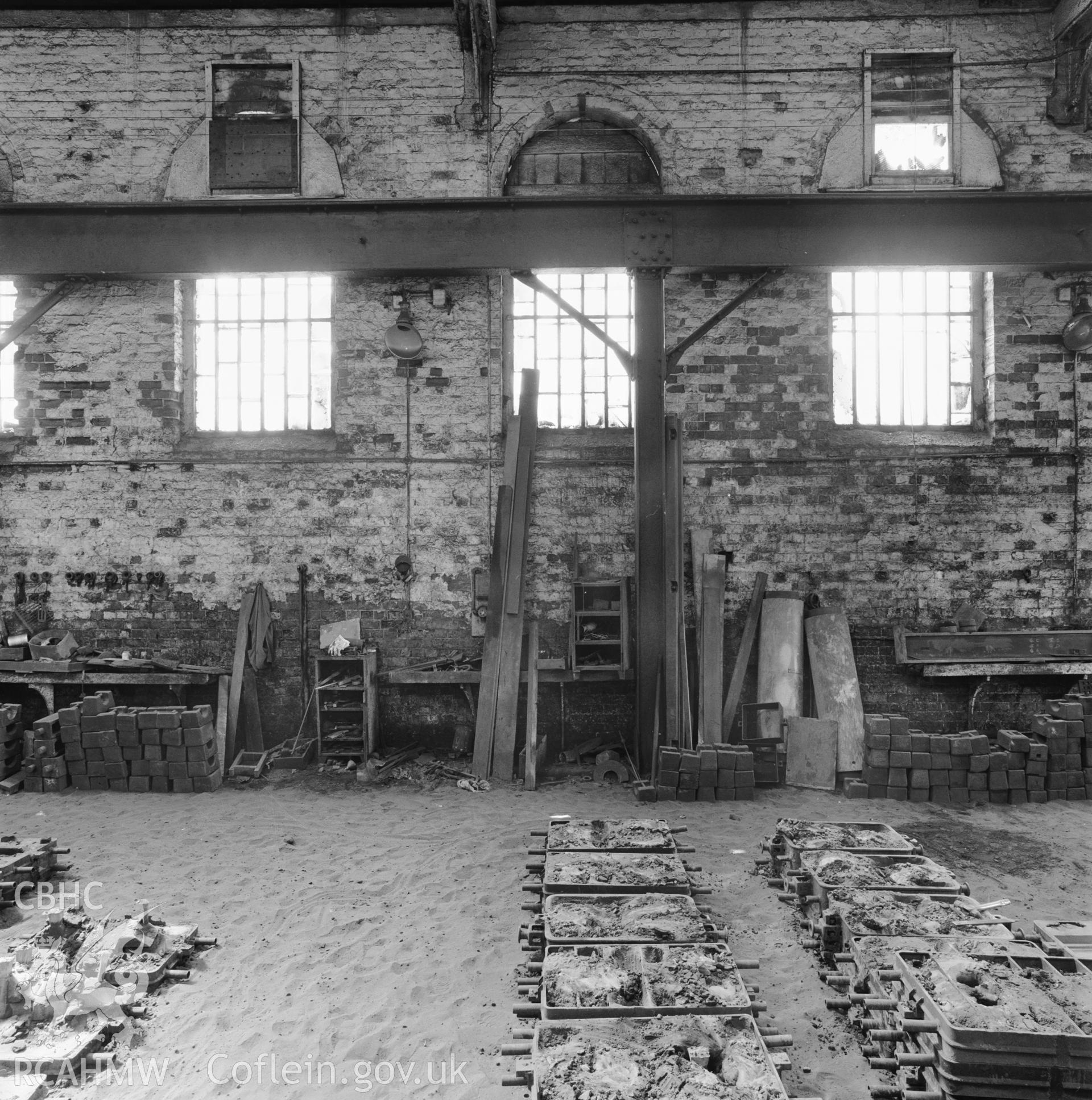 Mould boxes on sand-bed floor of cast house