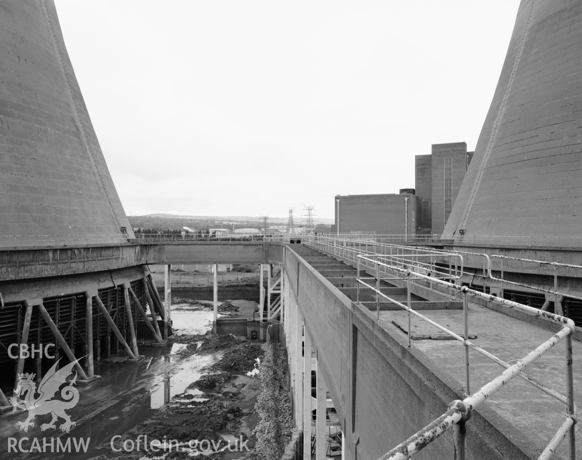 Cooling towers & sluices. NA/FL/93/014