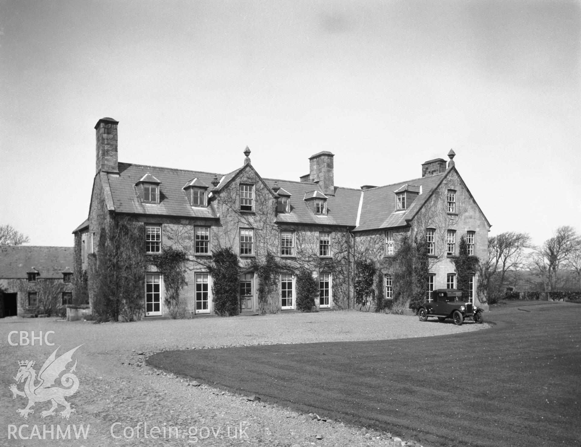General view of the exterior