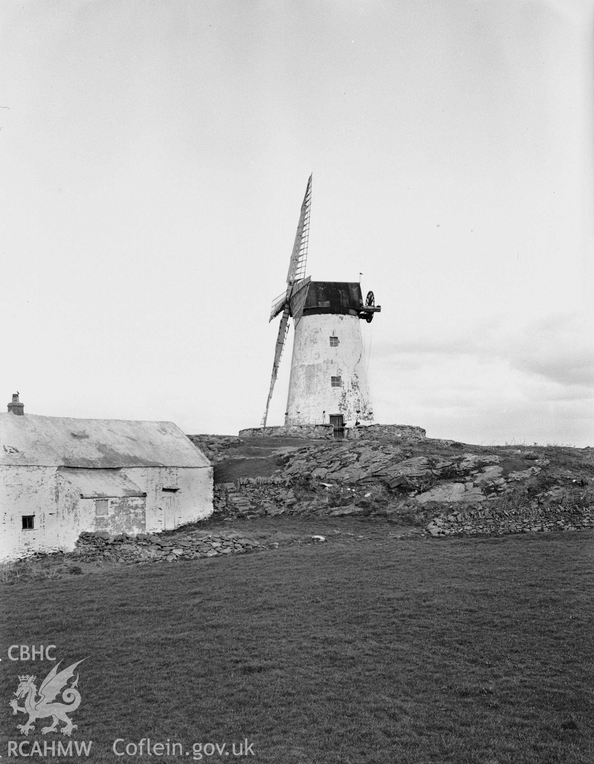 General view of the exterior
