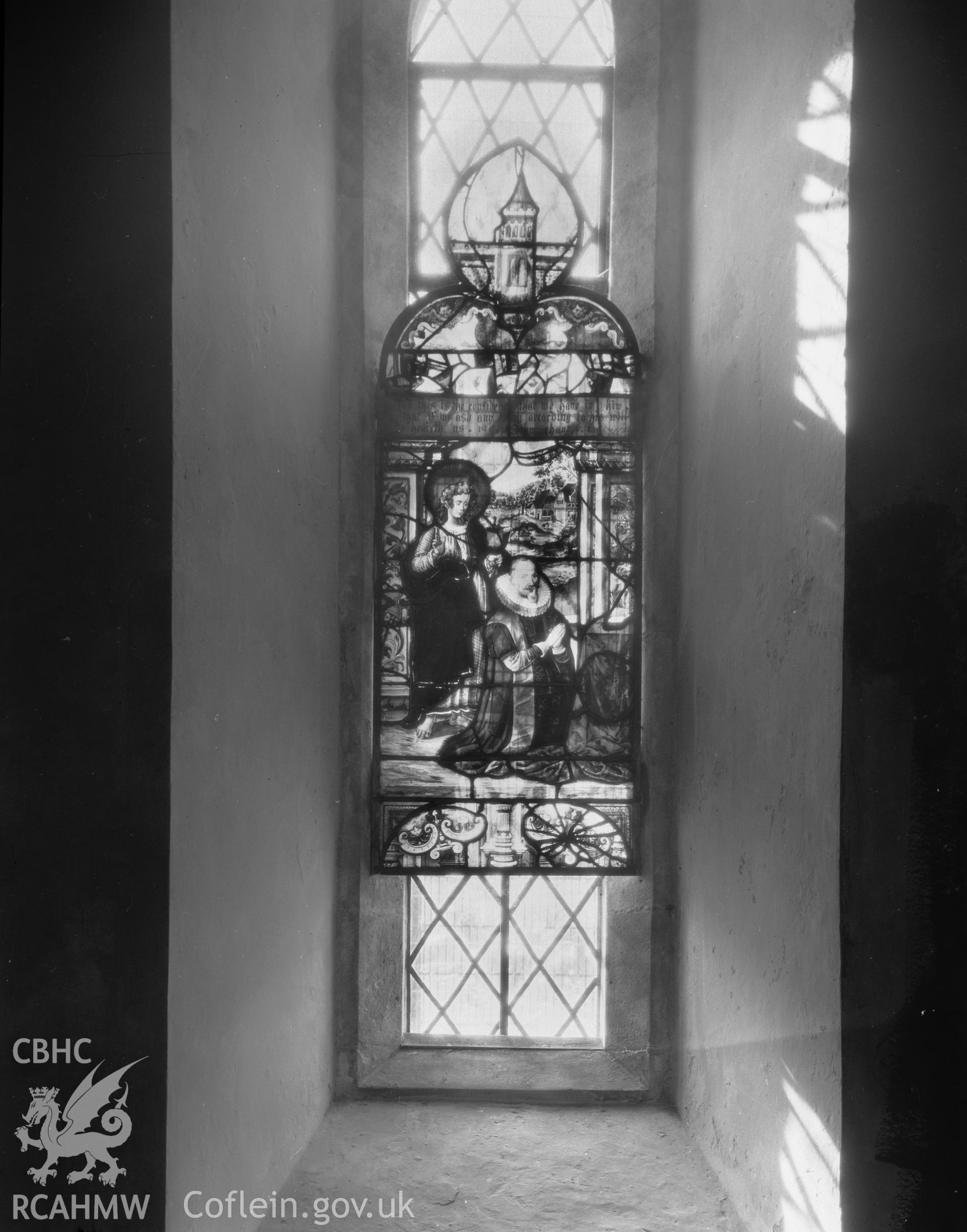 Window nave, South wall