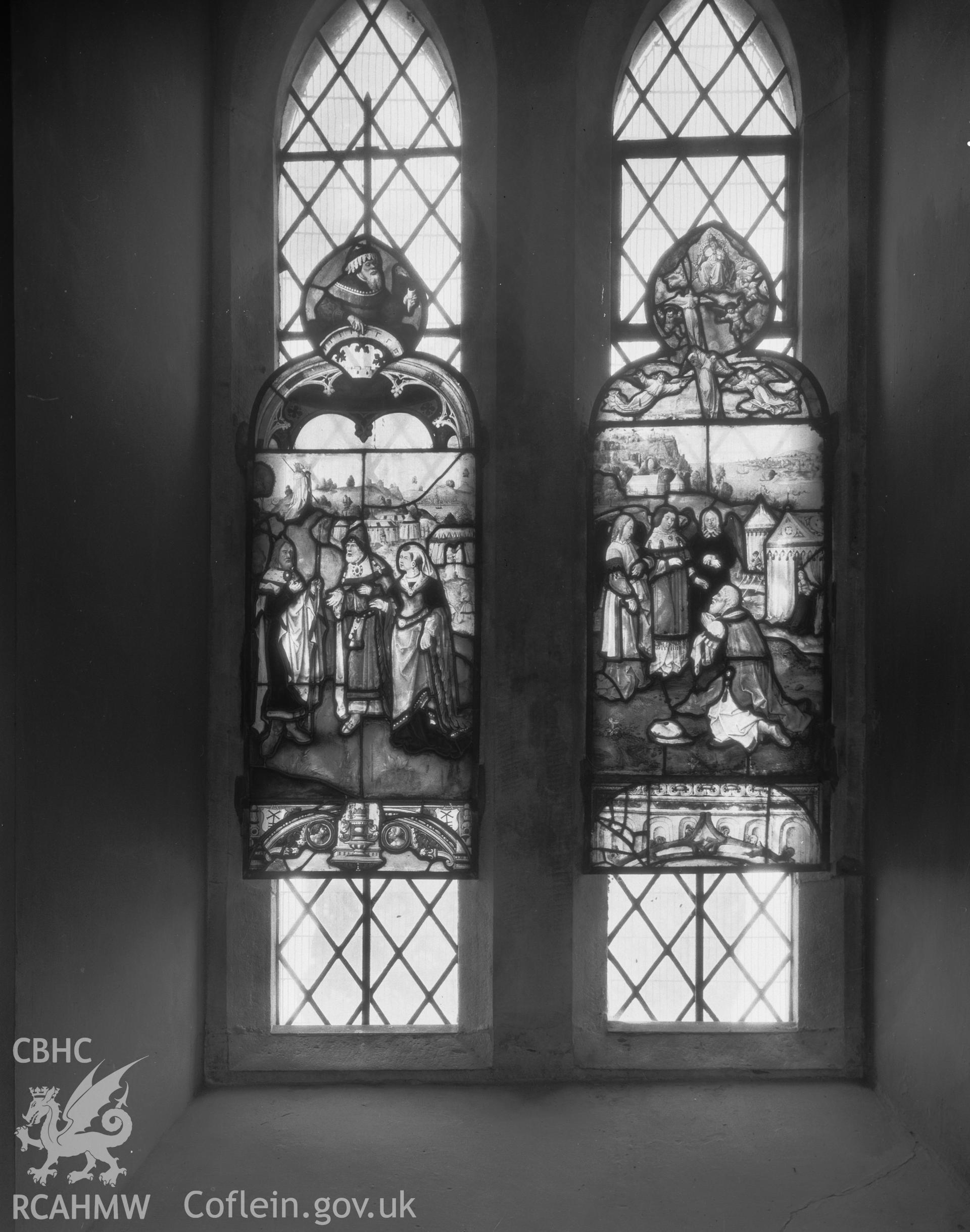 Window nave, N wall, east-west