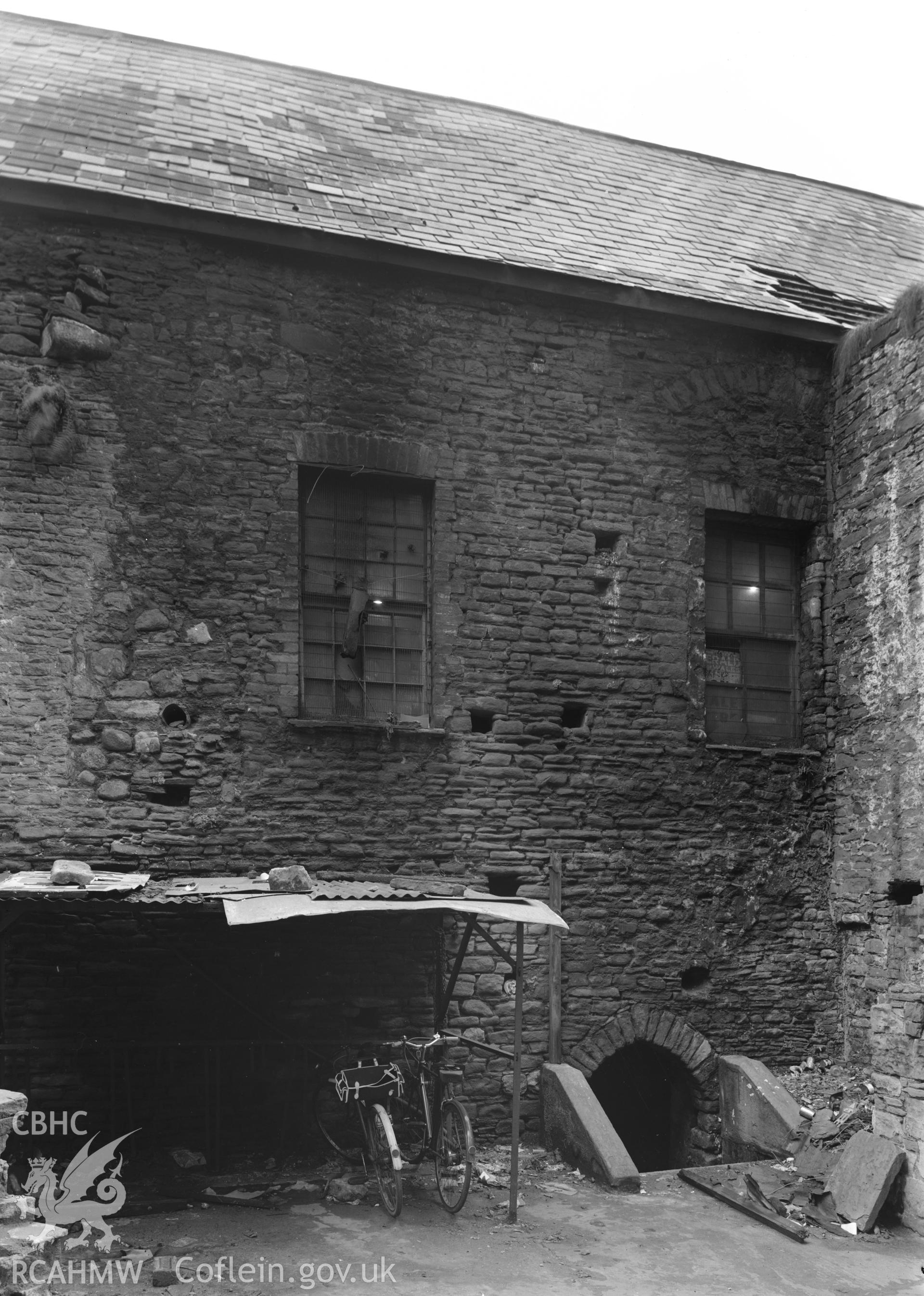 D.O.E photograph of Swansea Castle - west external facade of north part of Hall.