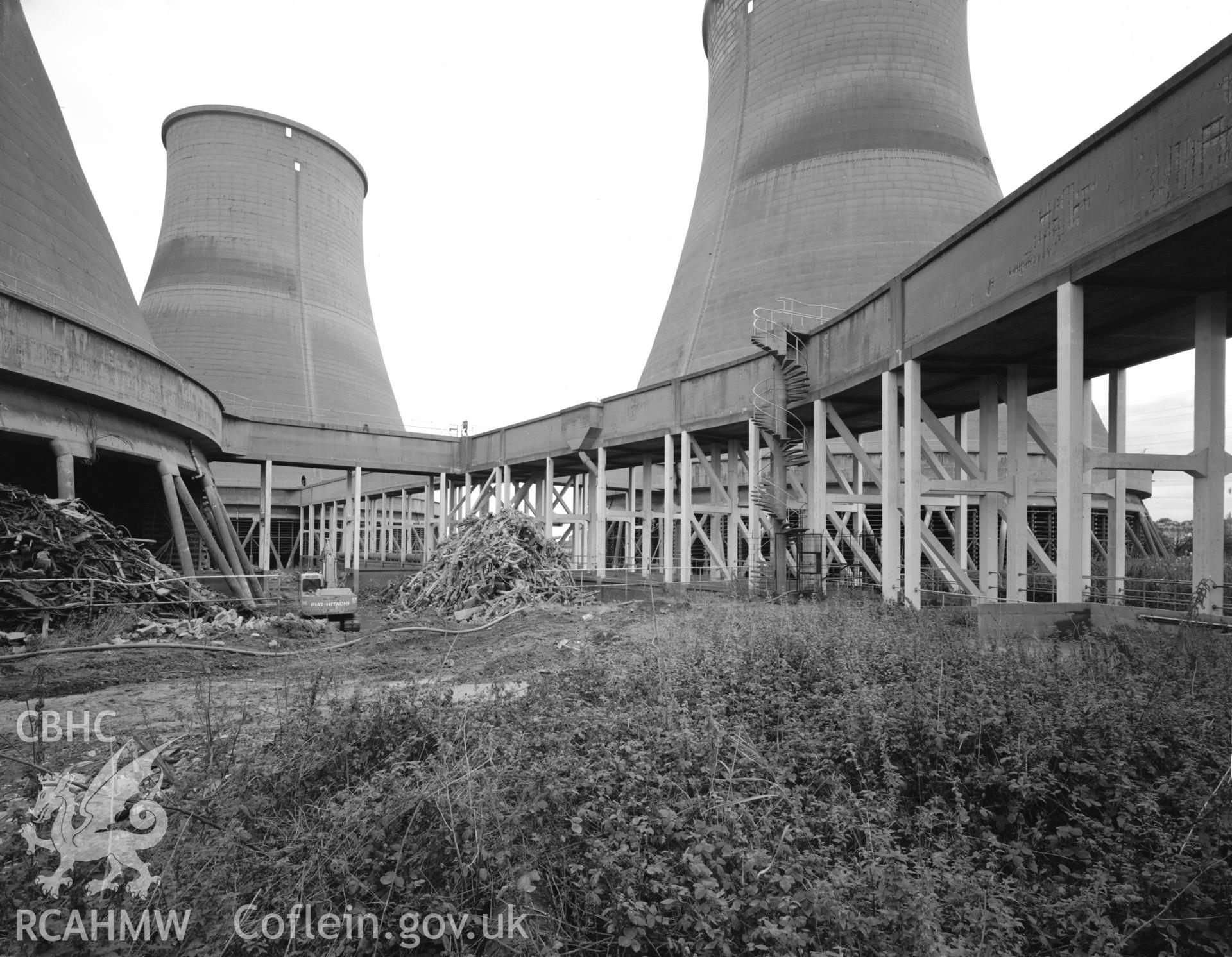 Cooling towers & sluices. NA/FL/93/014
