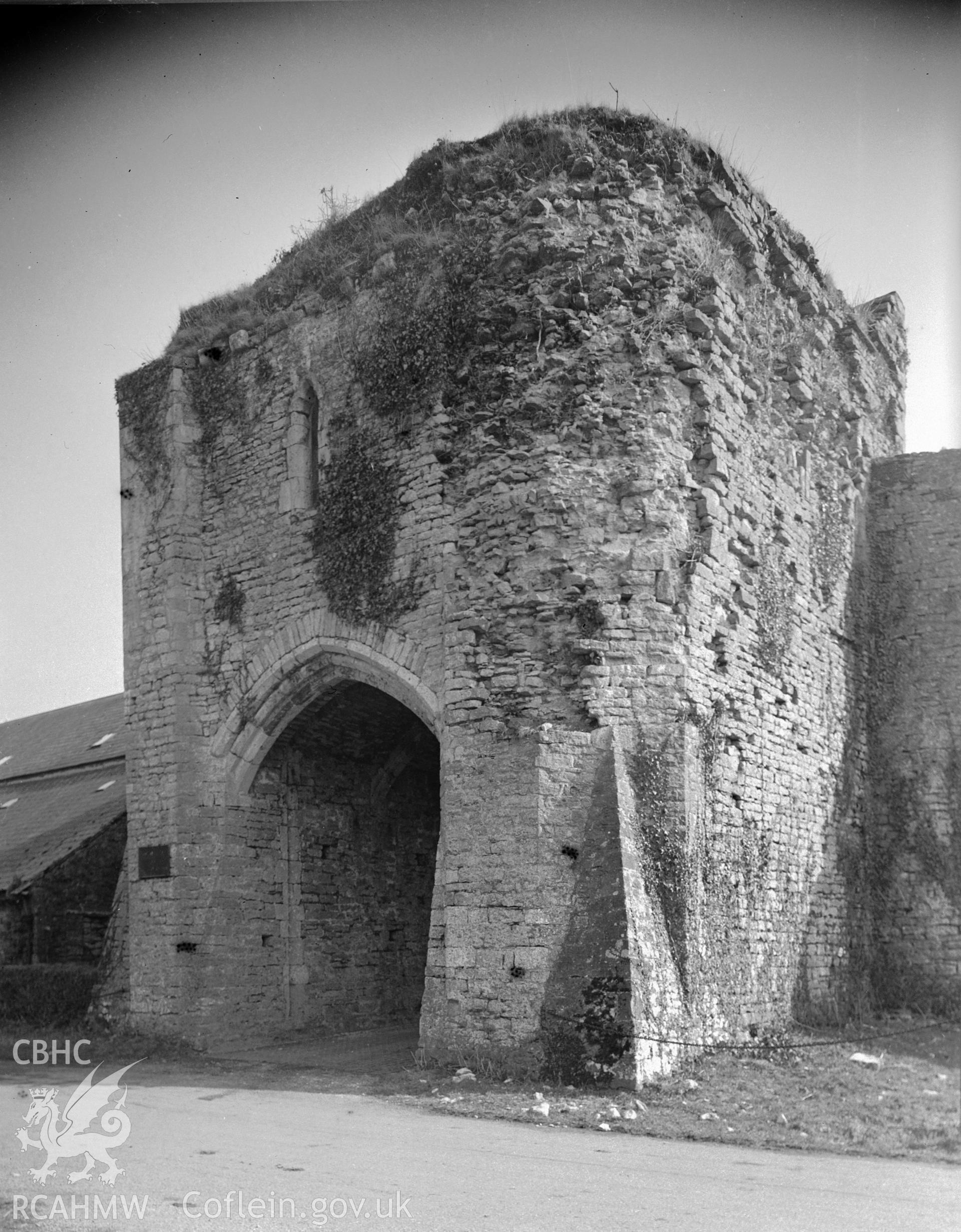 Outer side of the late thirteenth century north gate.