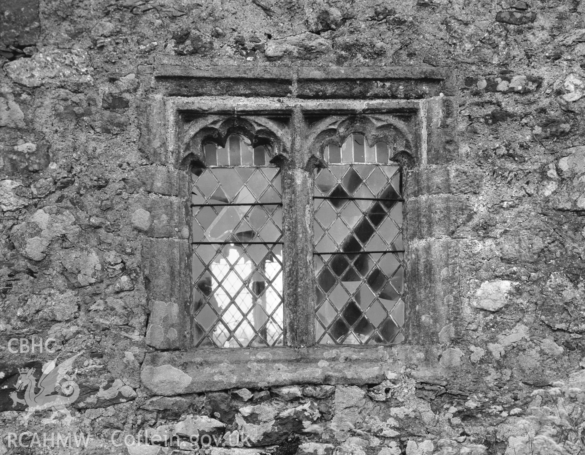 Chancel, N window