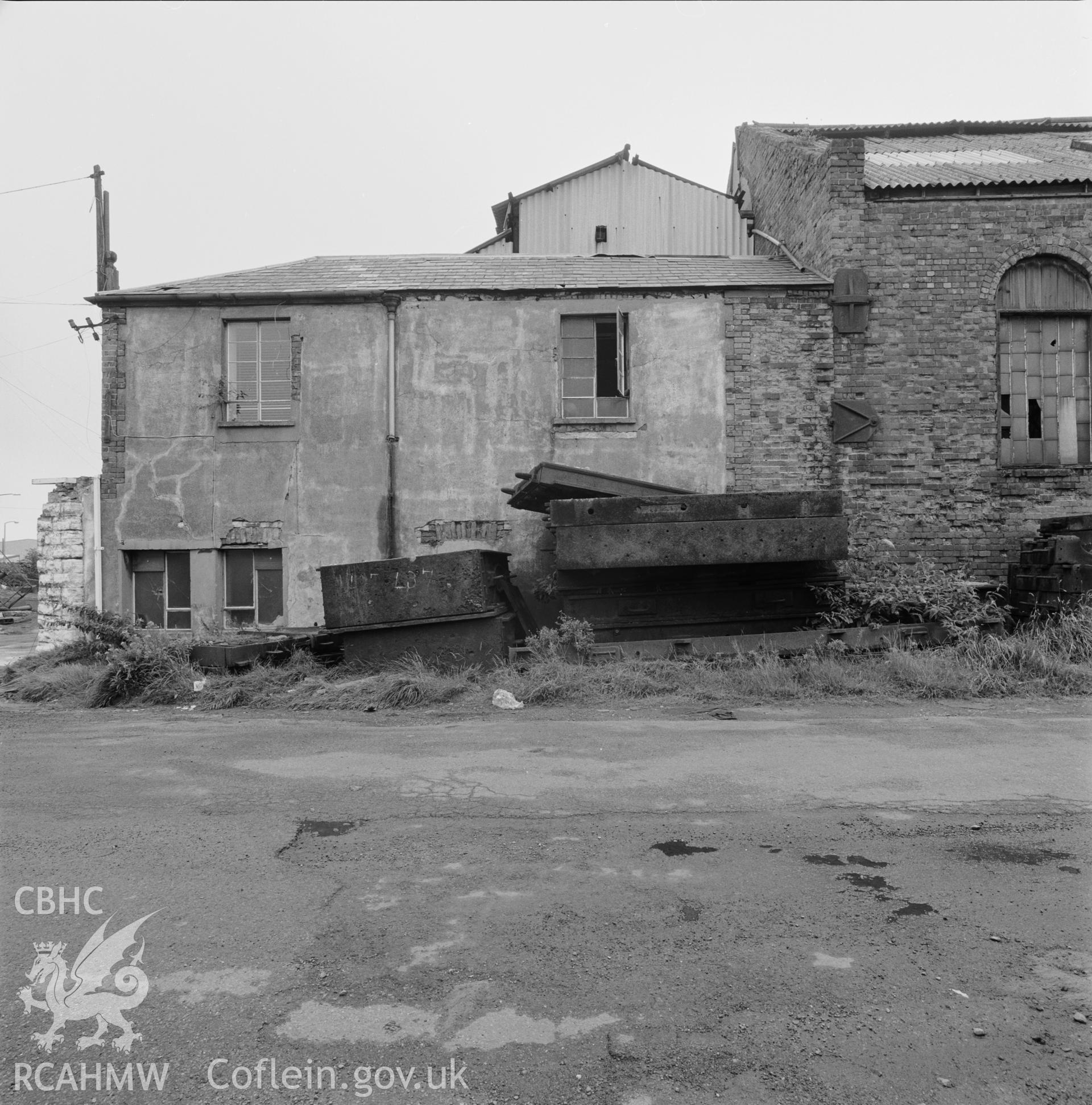 N gable of casting house