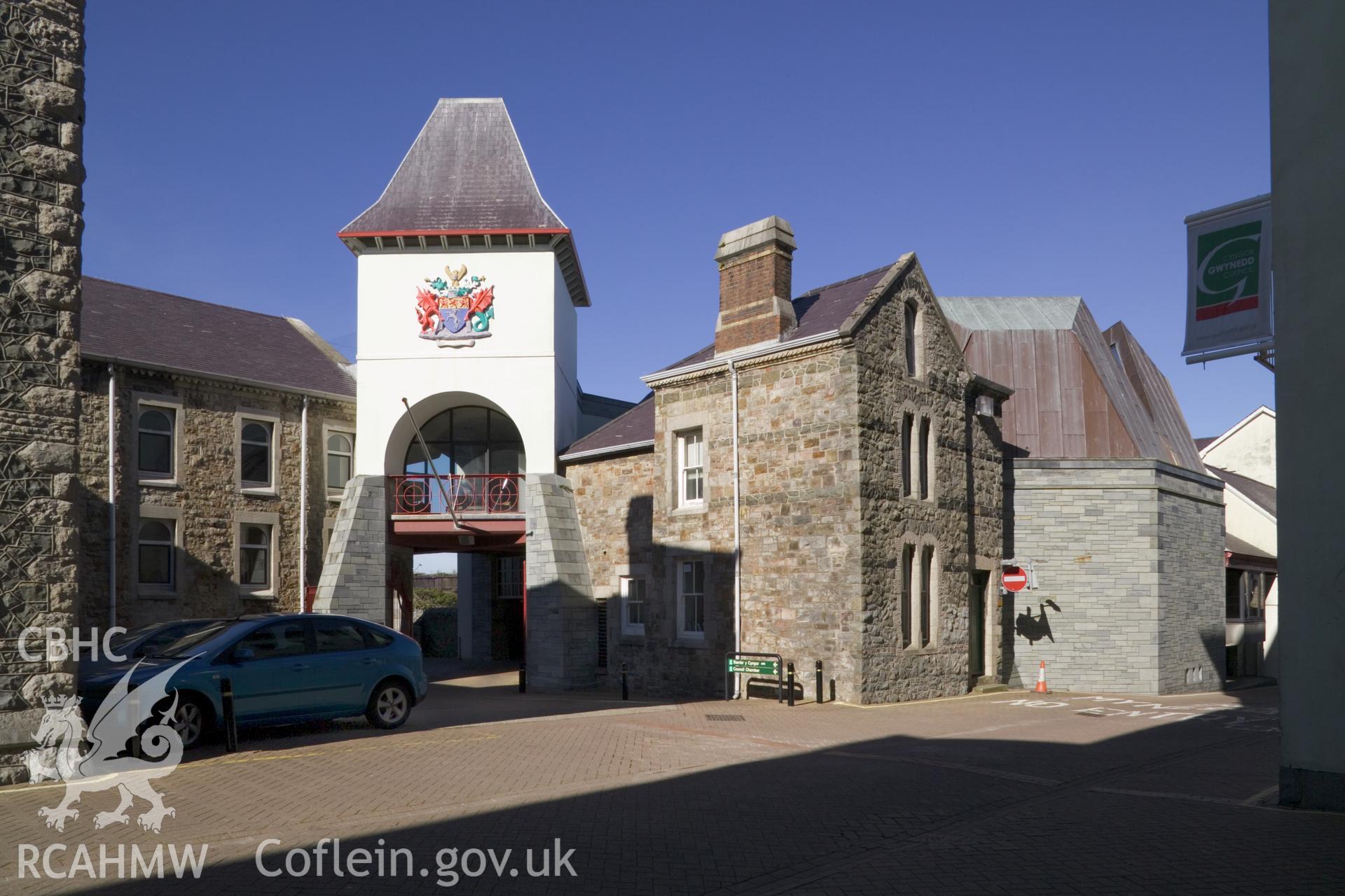 Council Chamber gateway.