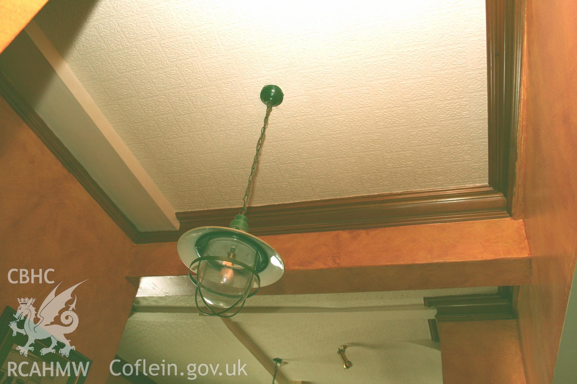 Turf Hotel, Mold Road, Wrexham. Interior, ceiling & cornice in entrance-hall.