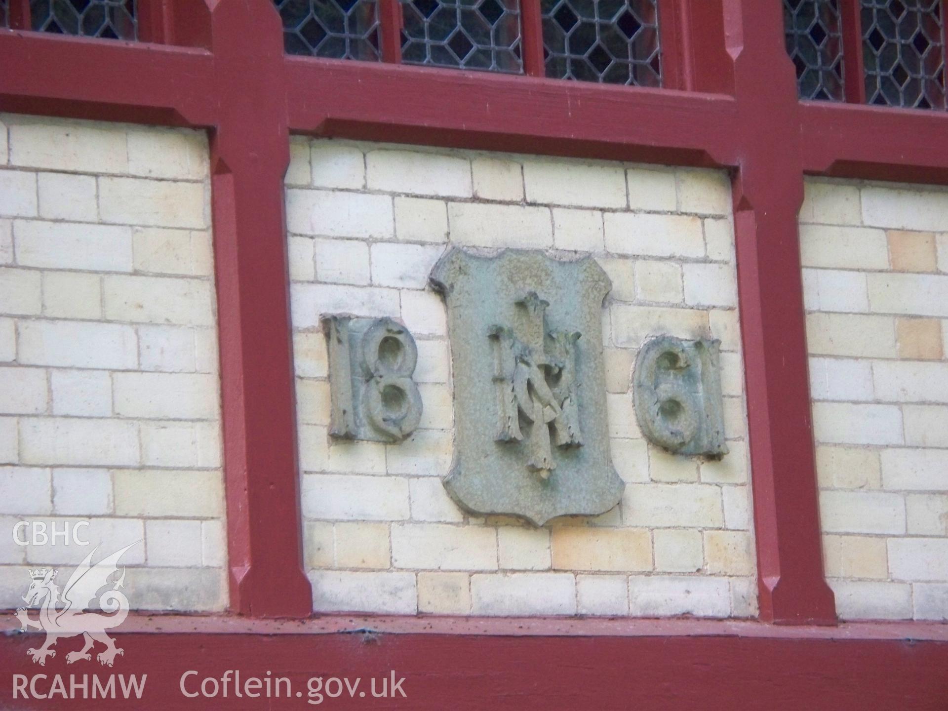 1861 Plaque & Naylor initials at the centre of the NW front.