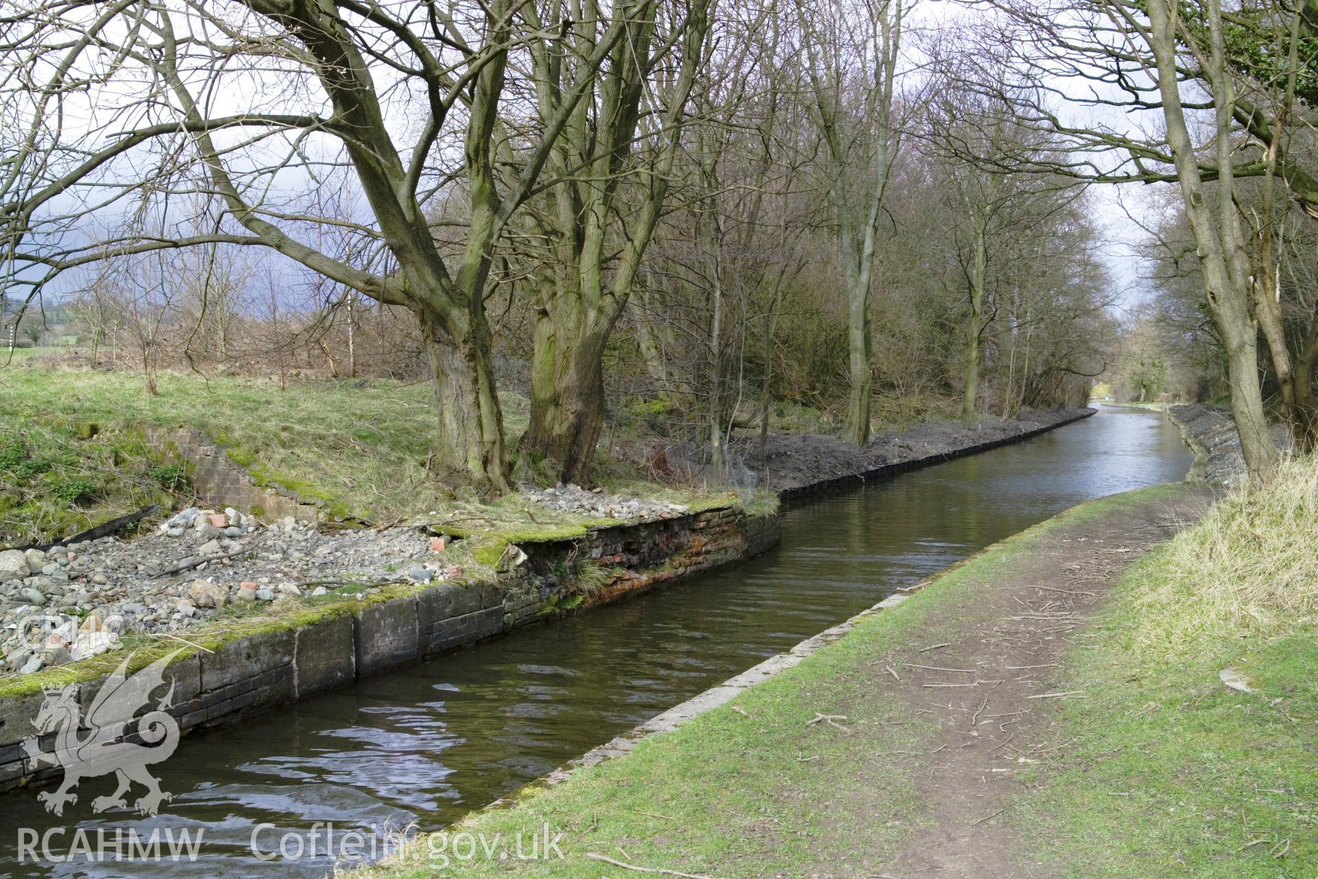 RCAHMW digital photographic survey of Red Bridge No. 42, Abutments, Llangollen Canal, by Iain Wright, 14/3/2007.