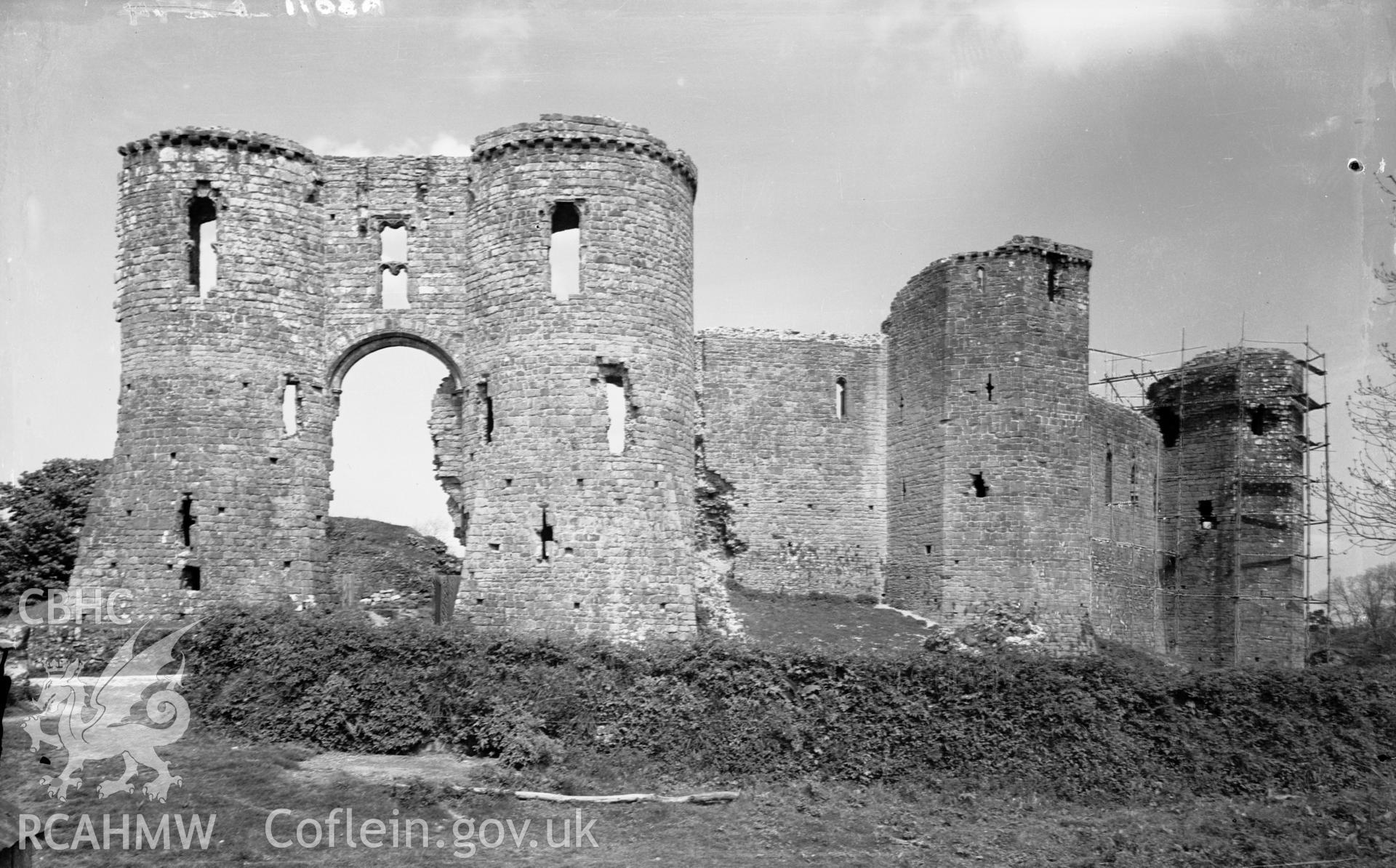 D.O.E photograph of Llawhaden Castle.