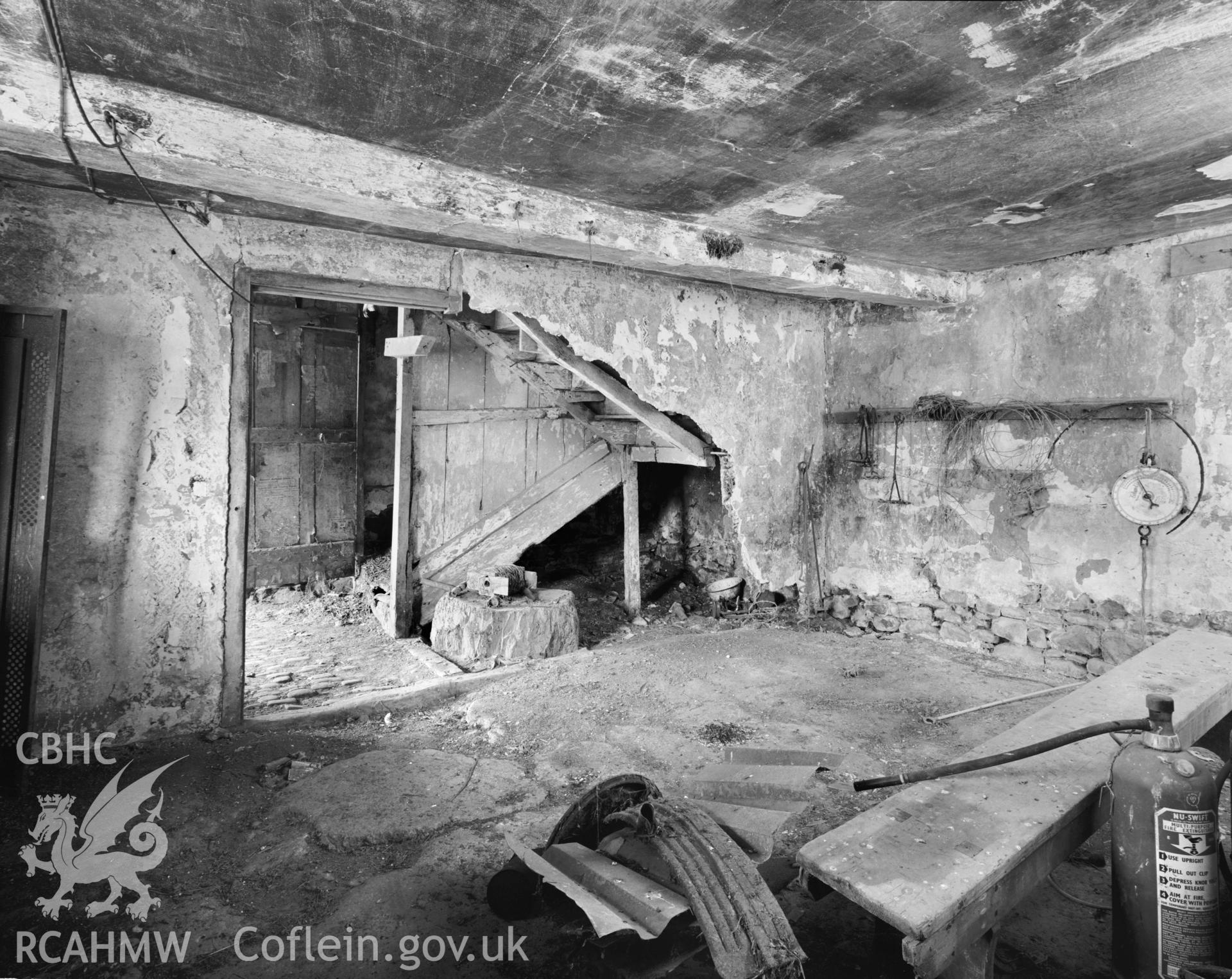 Interior, RH room, toward stair.