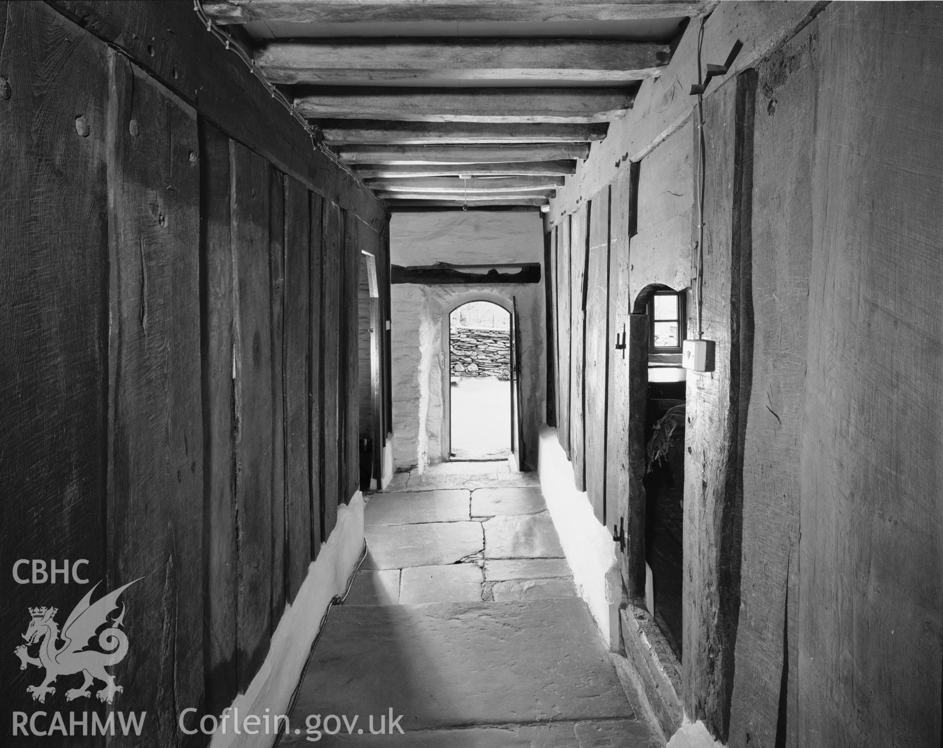 Interior partiton at Bryn yr Odyn.