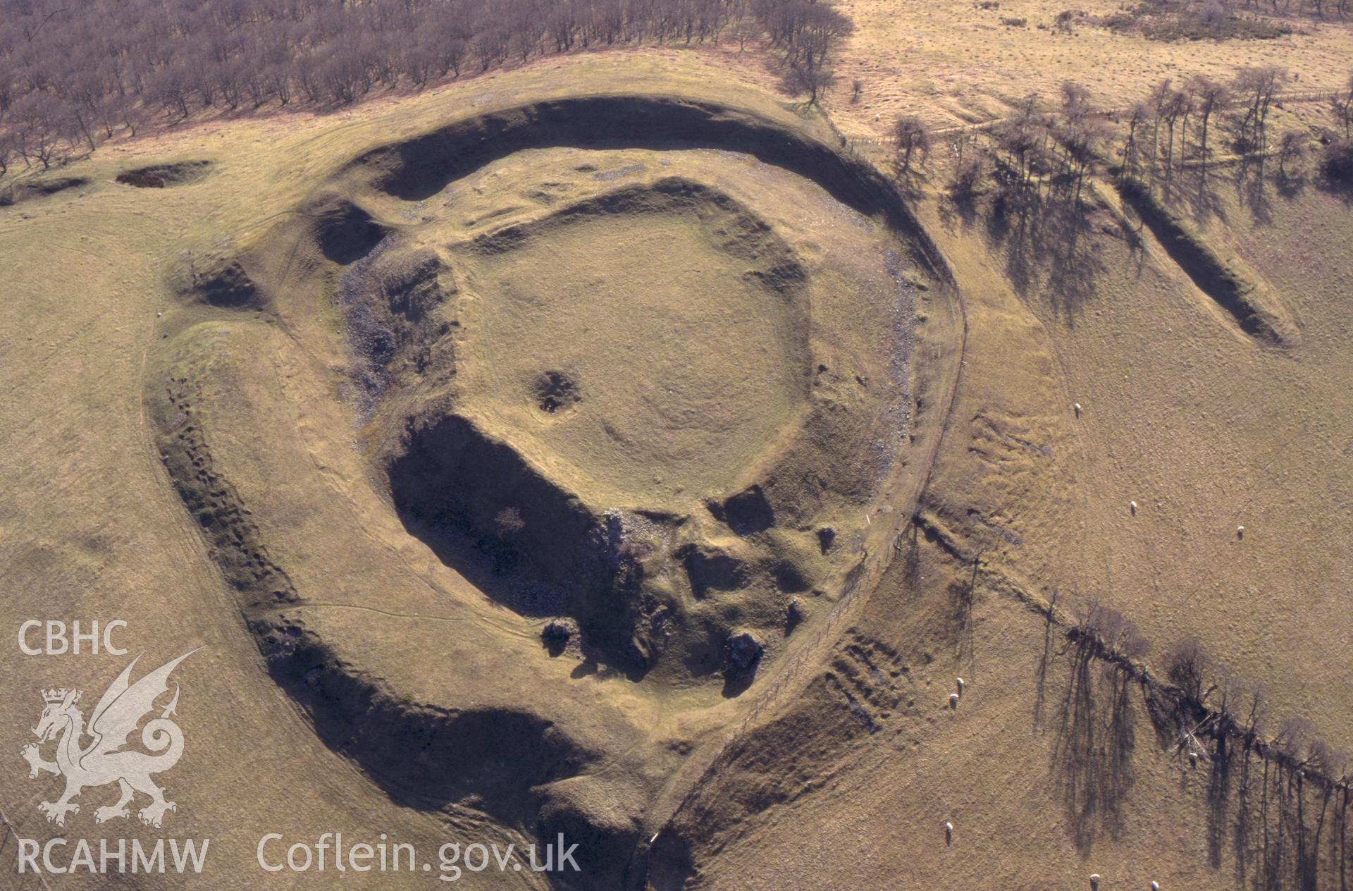RCAHMW colour oblique aerial photograph of Castell Tinboeth. Taken by C R Musson on 23/03/1995