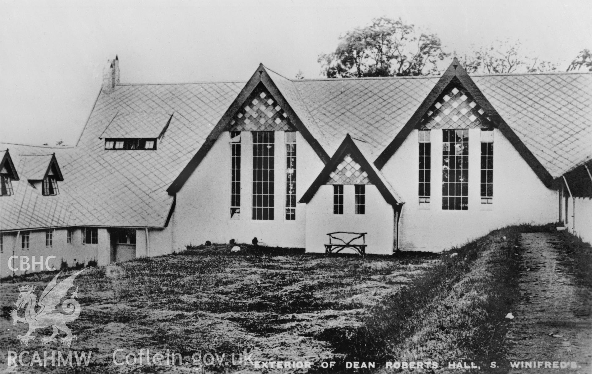 Exterior of Dean Roberts Hall. ND1/074