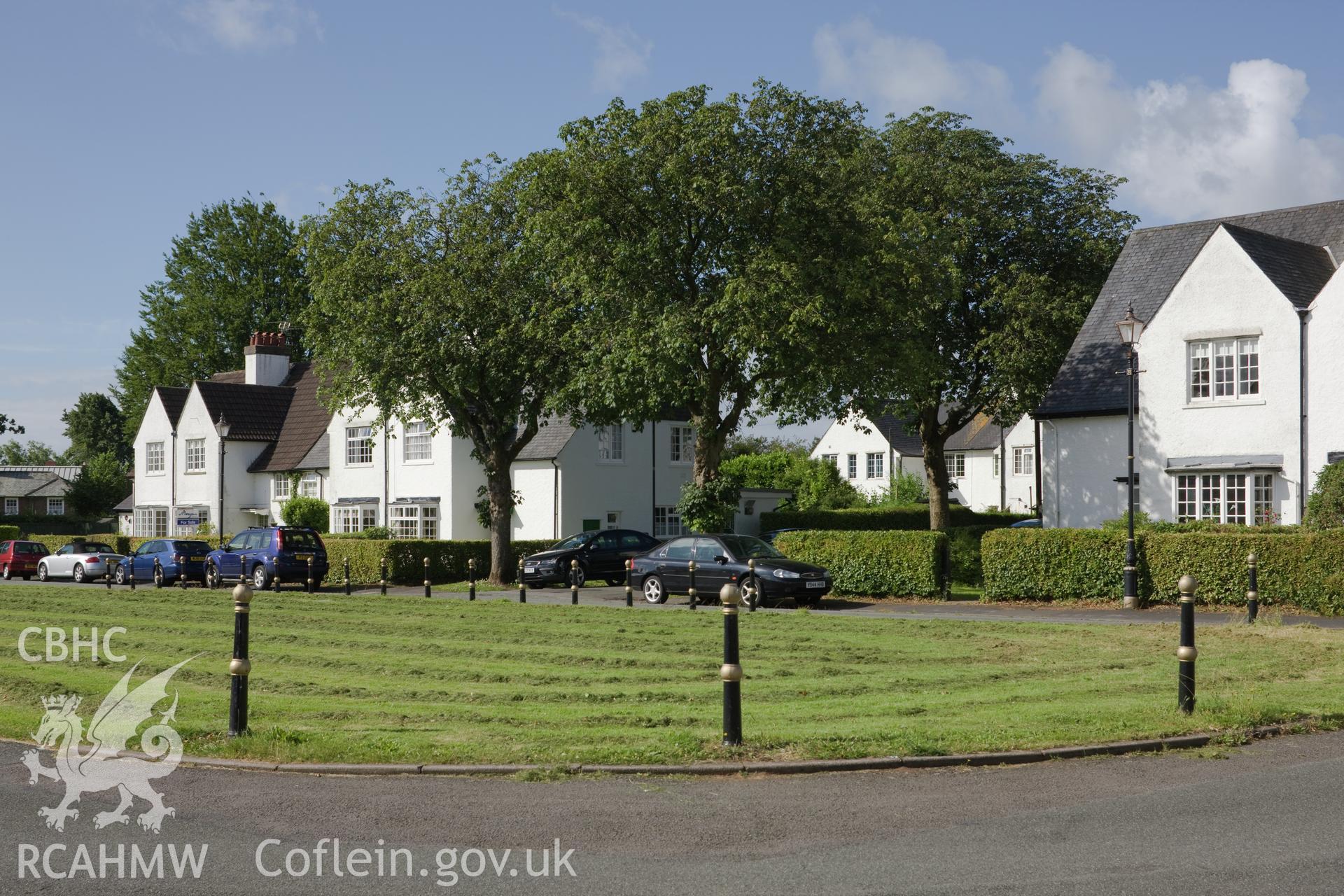 Y Groes, view across green from the north.