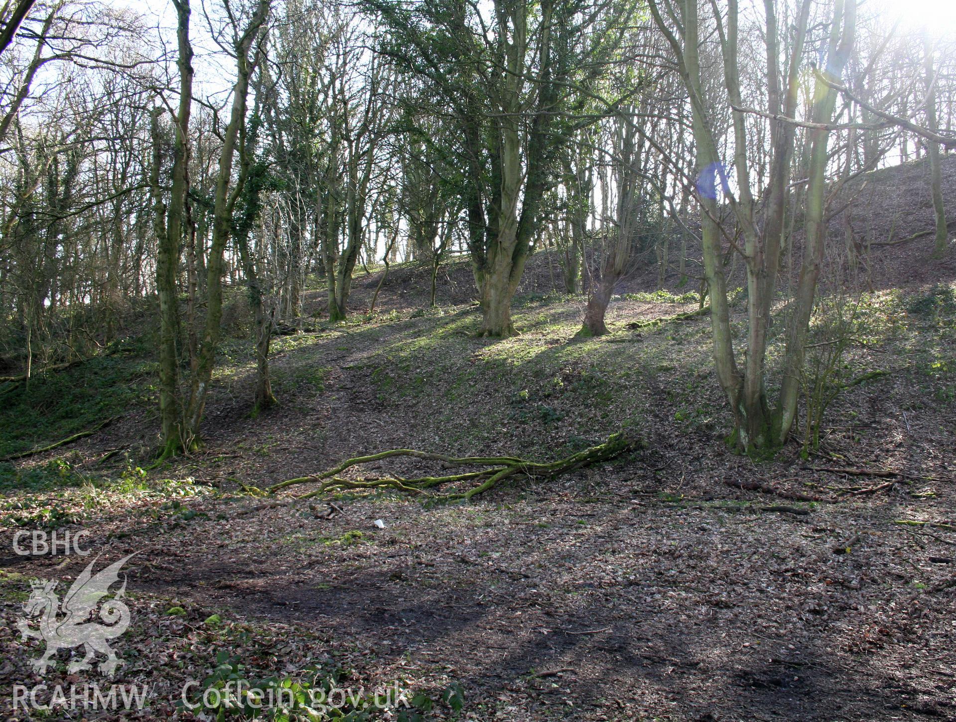 Gaer Fawr Hillfort.  Outer and middle western ramparts of the original summit fort, from the southwest.