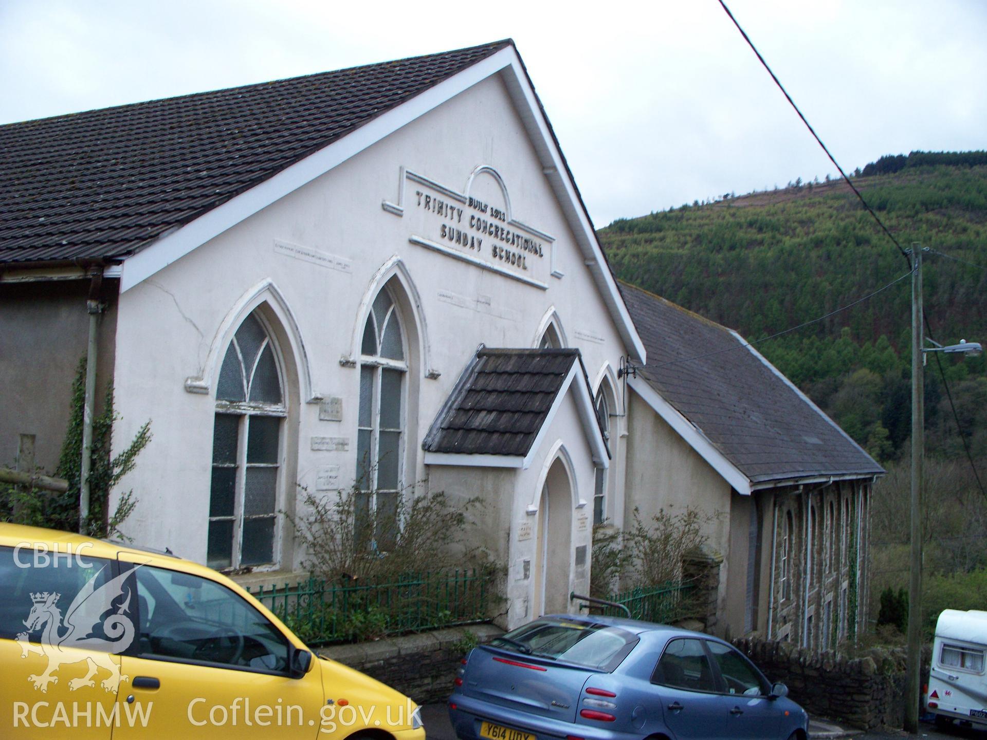 North gable & north side of chapel beyond.