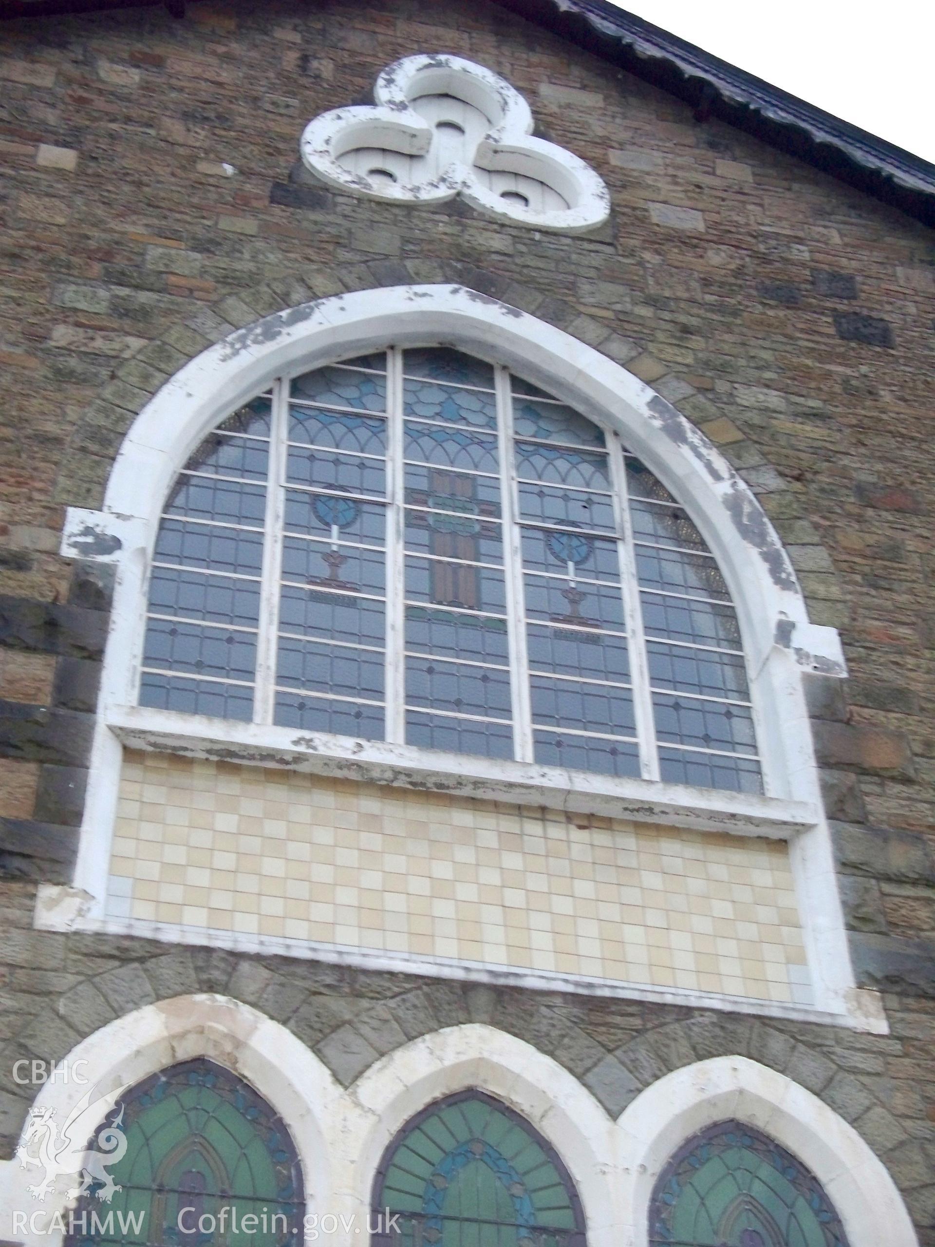 Main perpendicular traceried window with Art Nouveau glass.