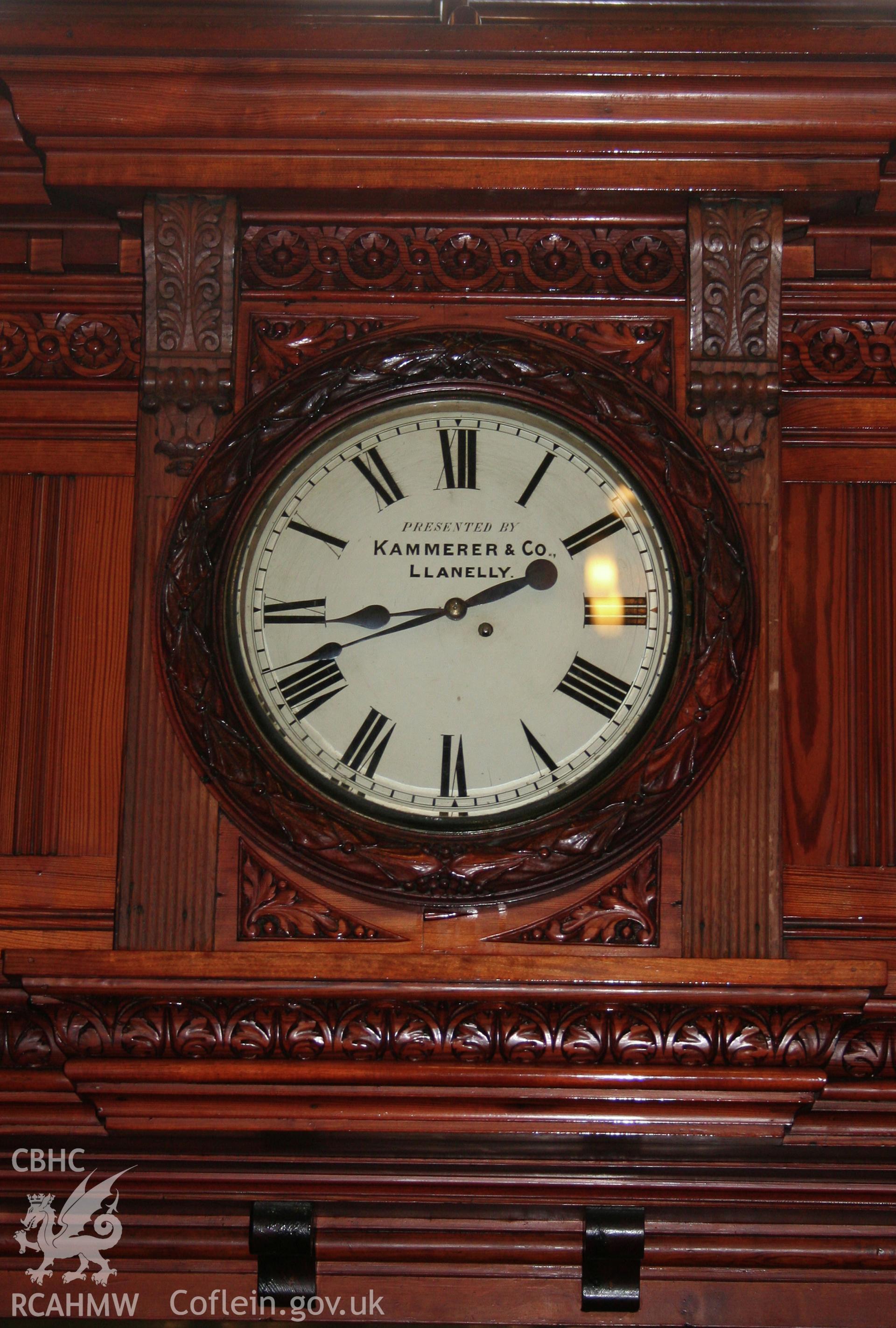Capel Als, detail of the clock in gallery front opposite the Sedd Fawr.