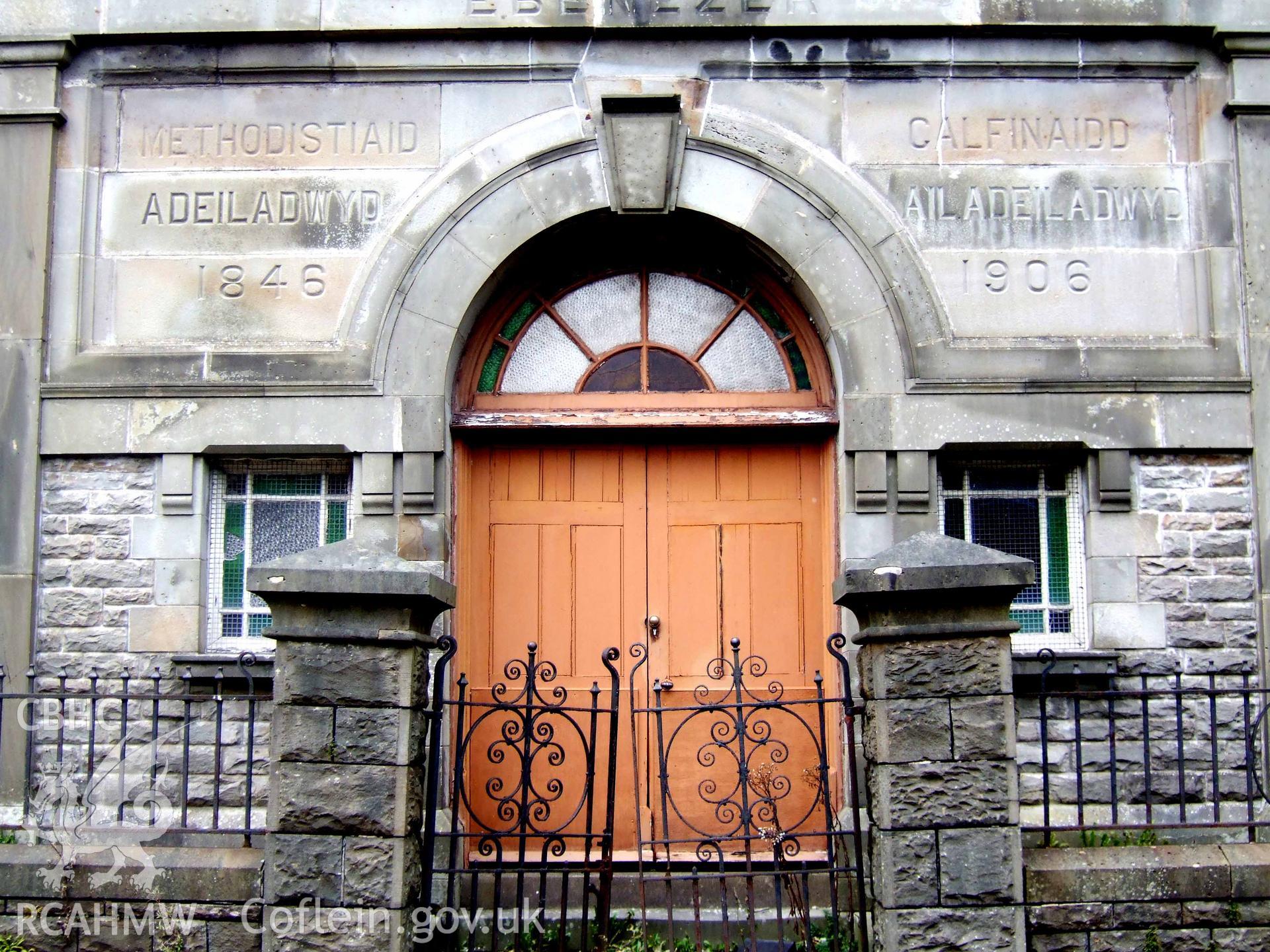 'Venetian' grouping of SW door & side windows with inscriptions.