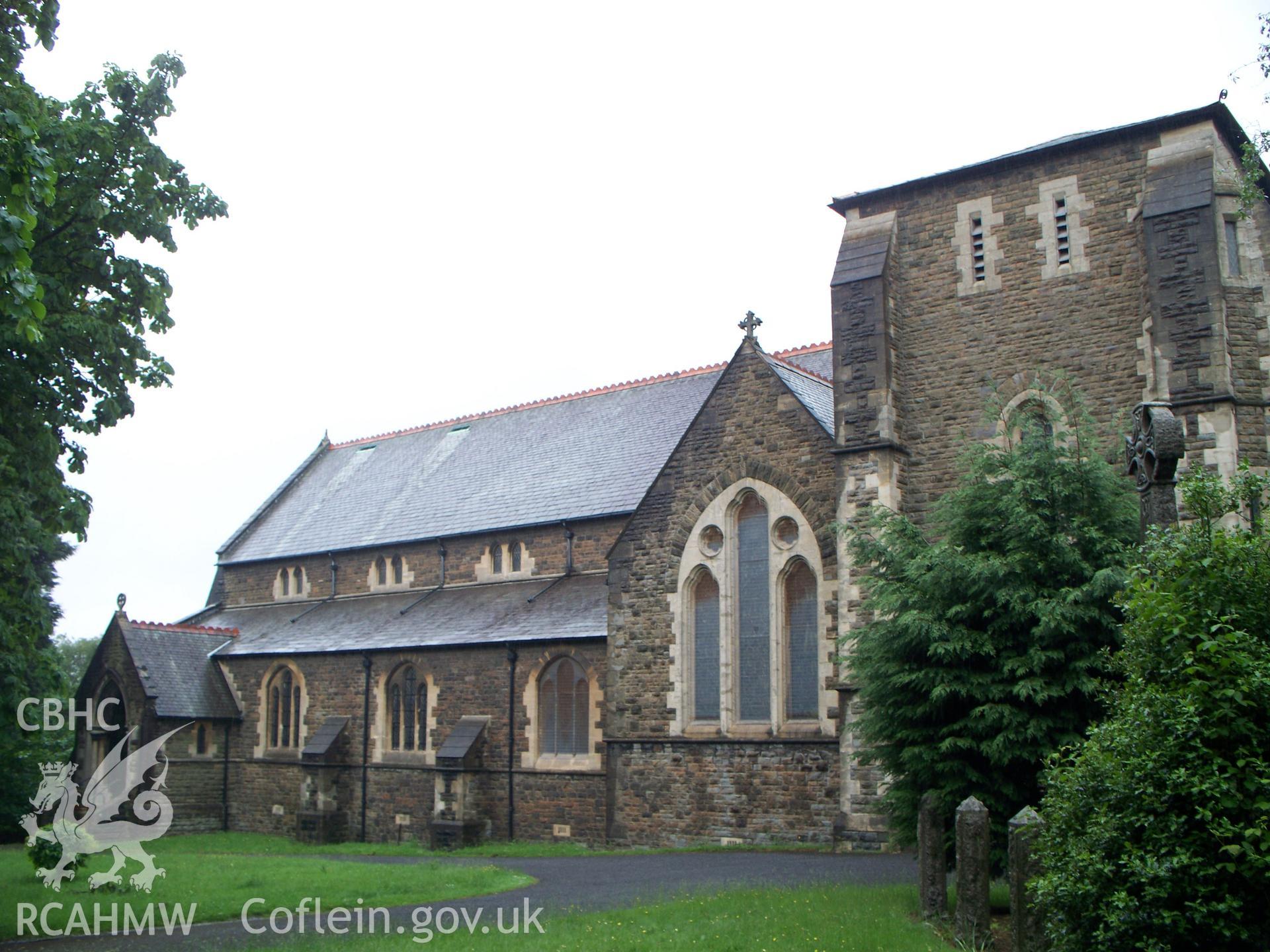 South-west end of the church & Goring Road entrance.
