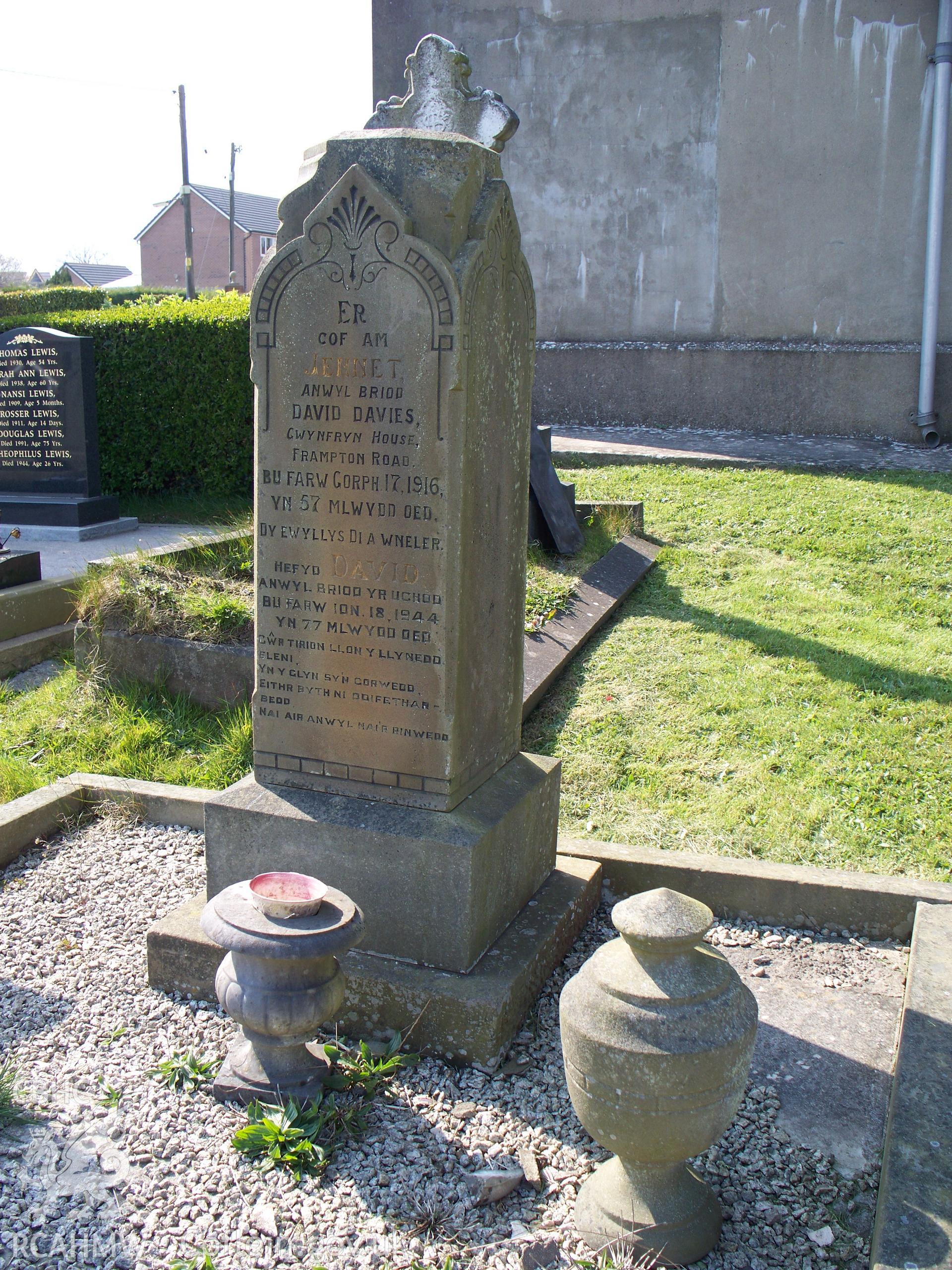 Memorial pillar to SE of chapel front David Davies 1916.