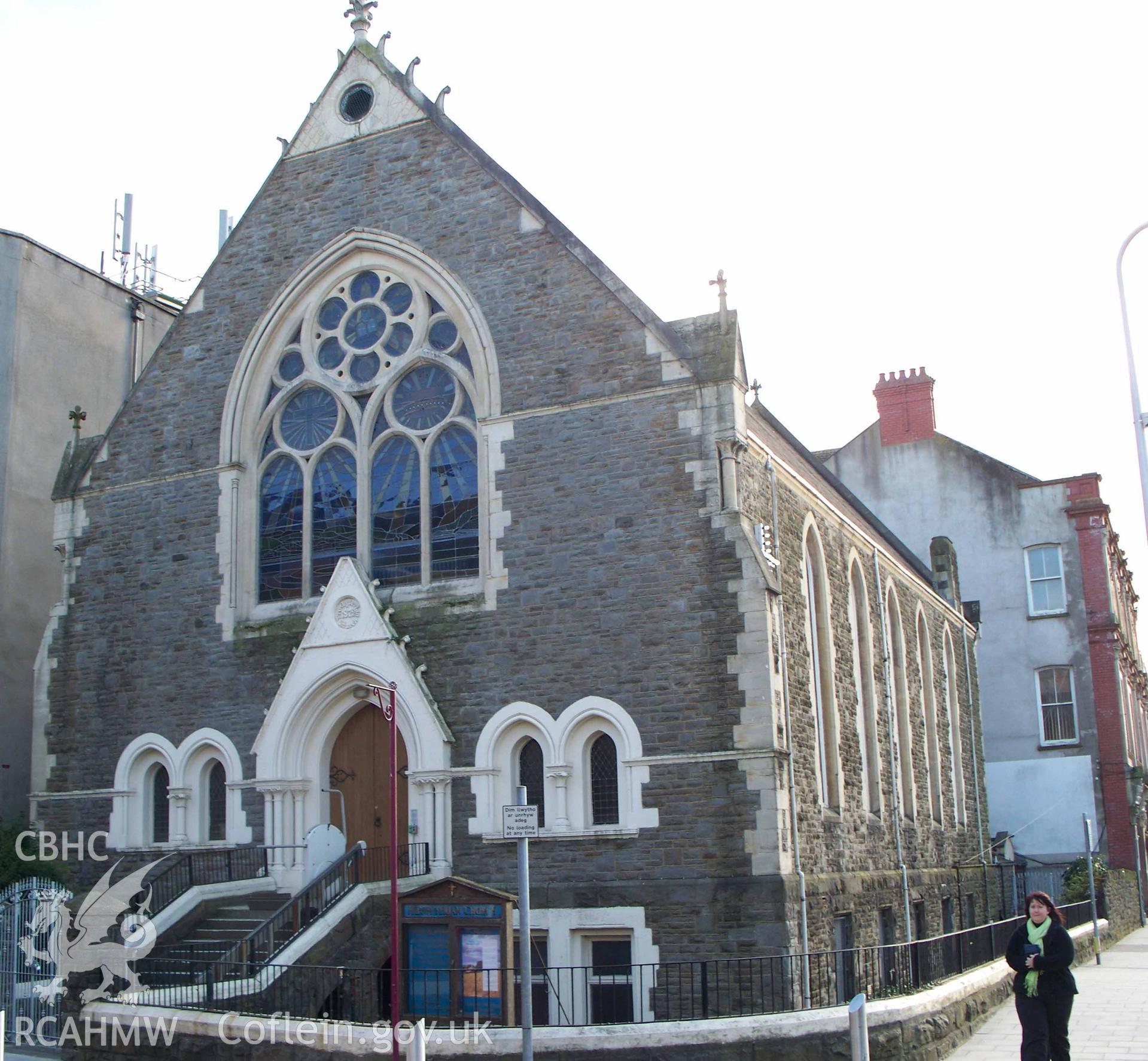 Main NE front & NW side.