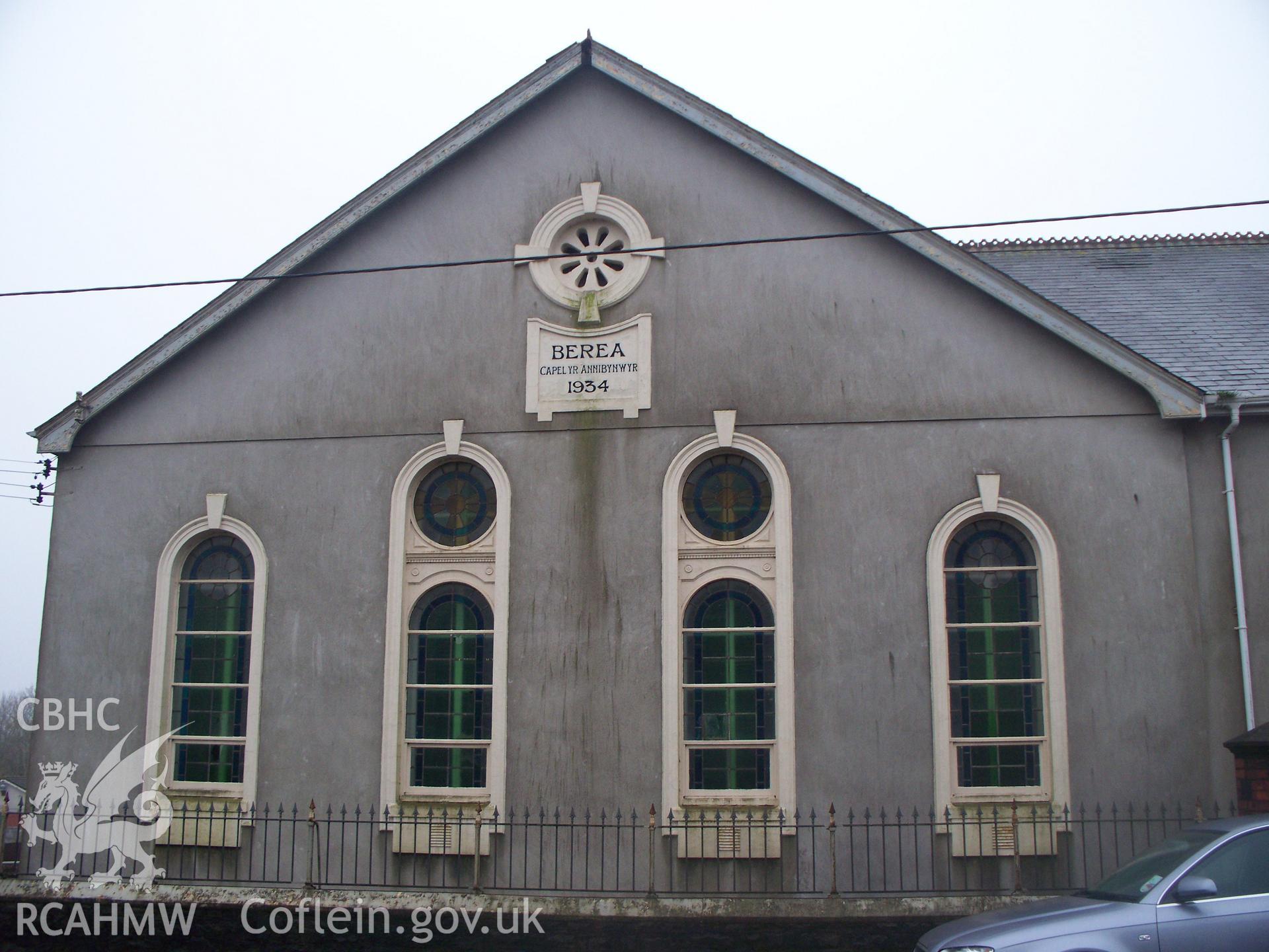 Main NE gable to Tanygraig Road.