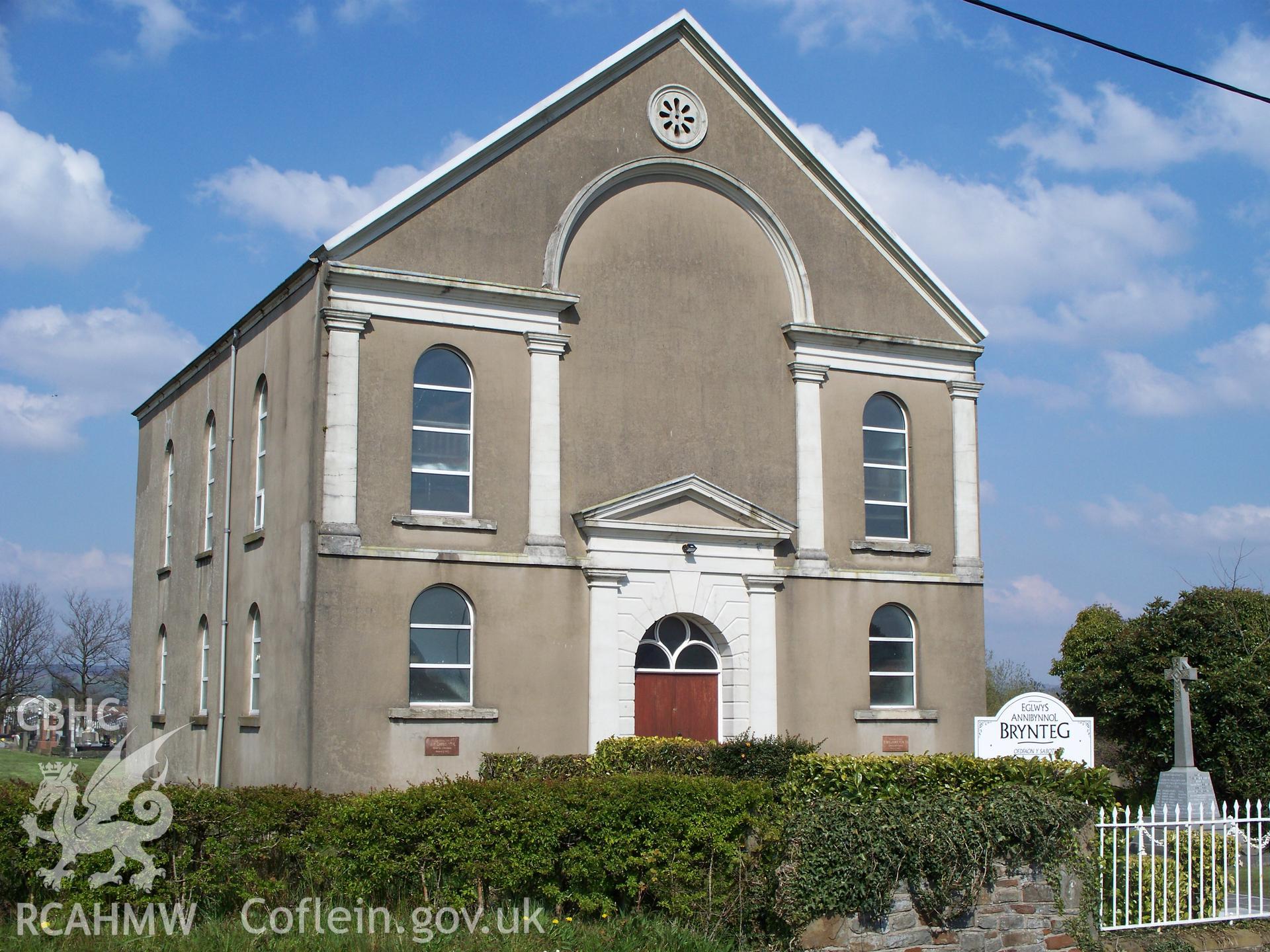 Main SW front & NW side.