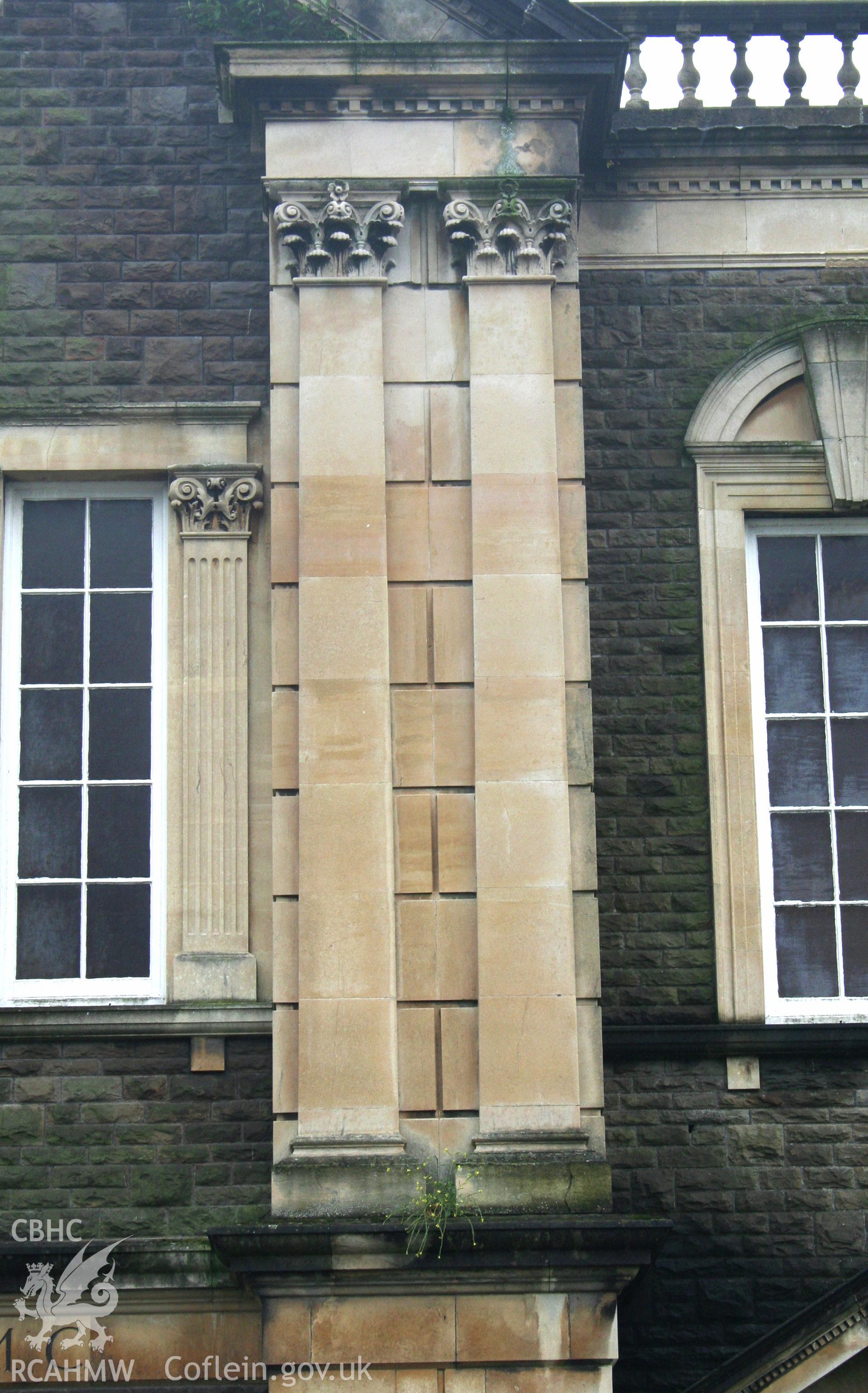 Capel Newydd front fa?ade, detail of pilasters.