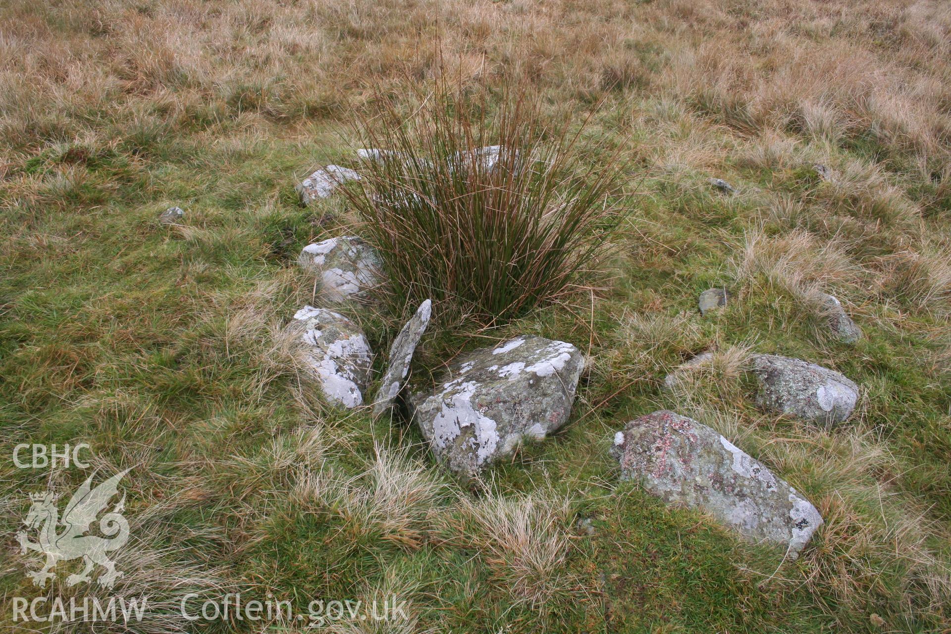 Close up of cairn showing central hollow.
