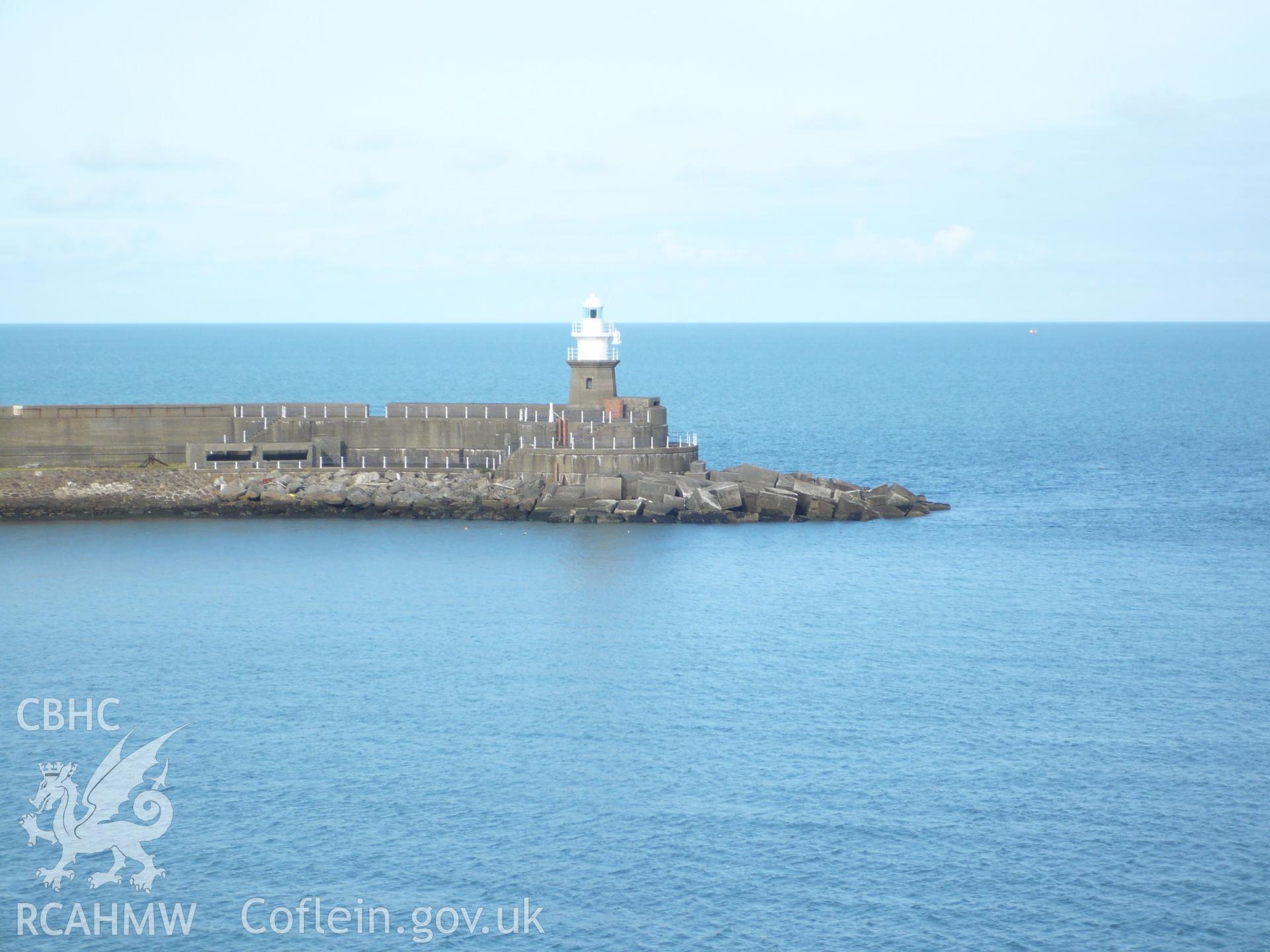 North breakwater (nprn 309558) from the south