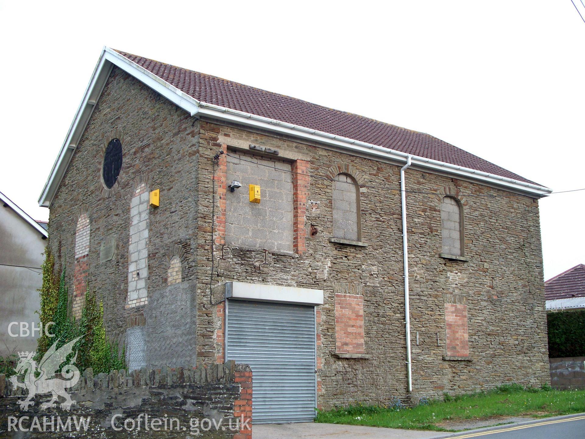 East side to Gellideg Lane/Heights & north front.
