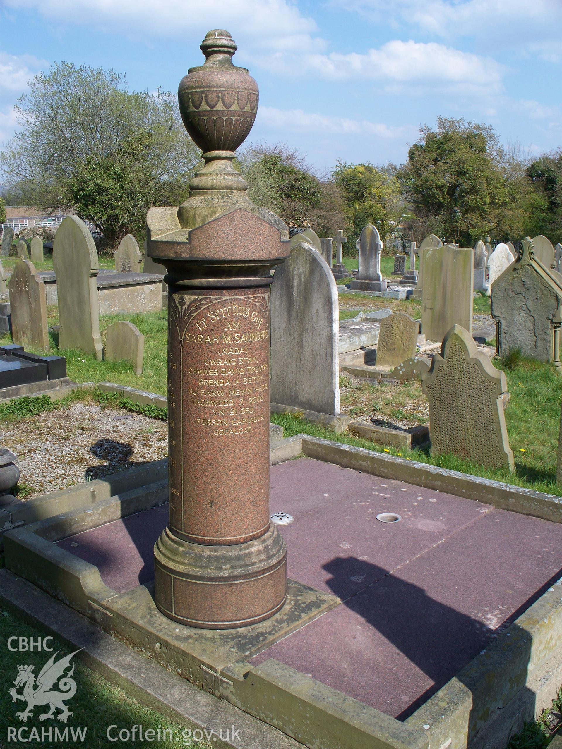 Memorial pillar to SE of chapel front Sarah Saunders 2003.