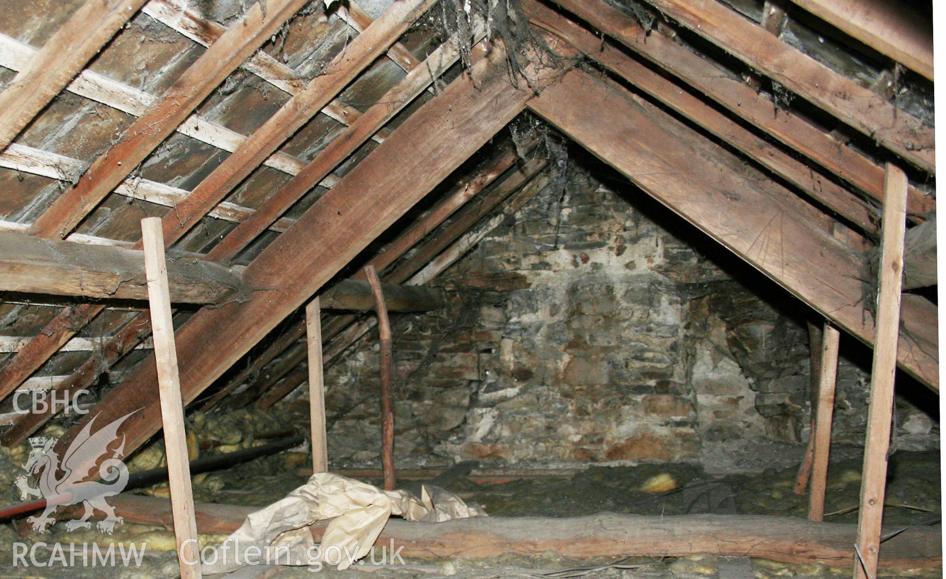 Cottage roof-truss, showing scar of wickerwork chimney & stack lintel on purlins.