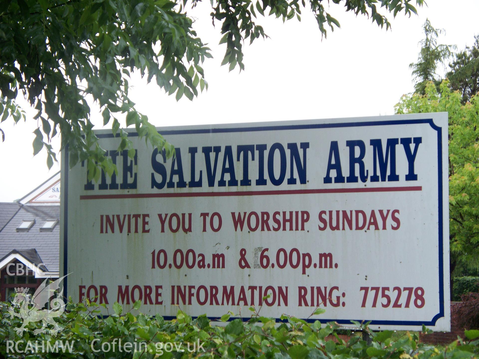 Order of service board at Sunninghill Terrace entrance on the SE.