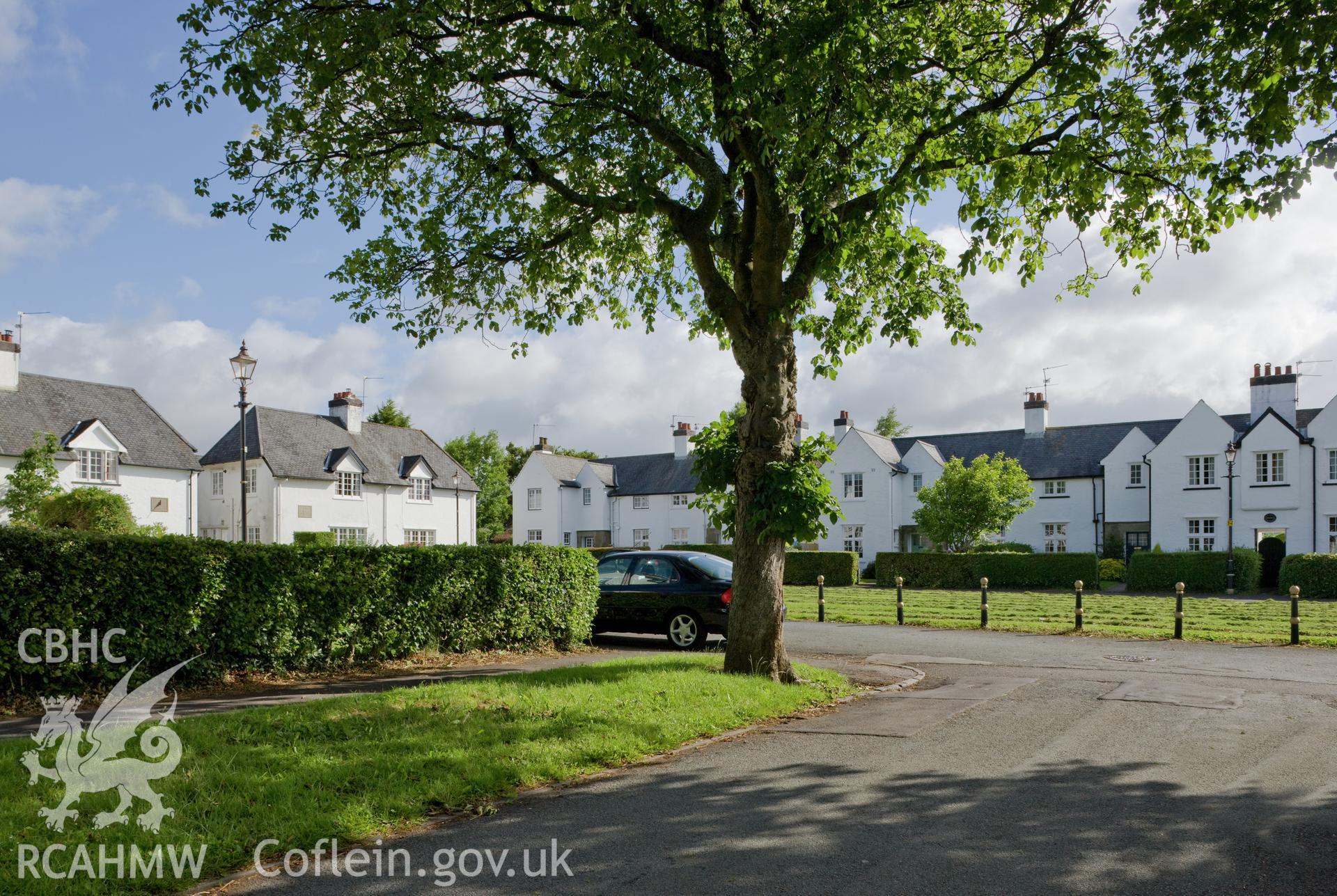 Y Groes, looking into the green from the west.